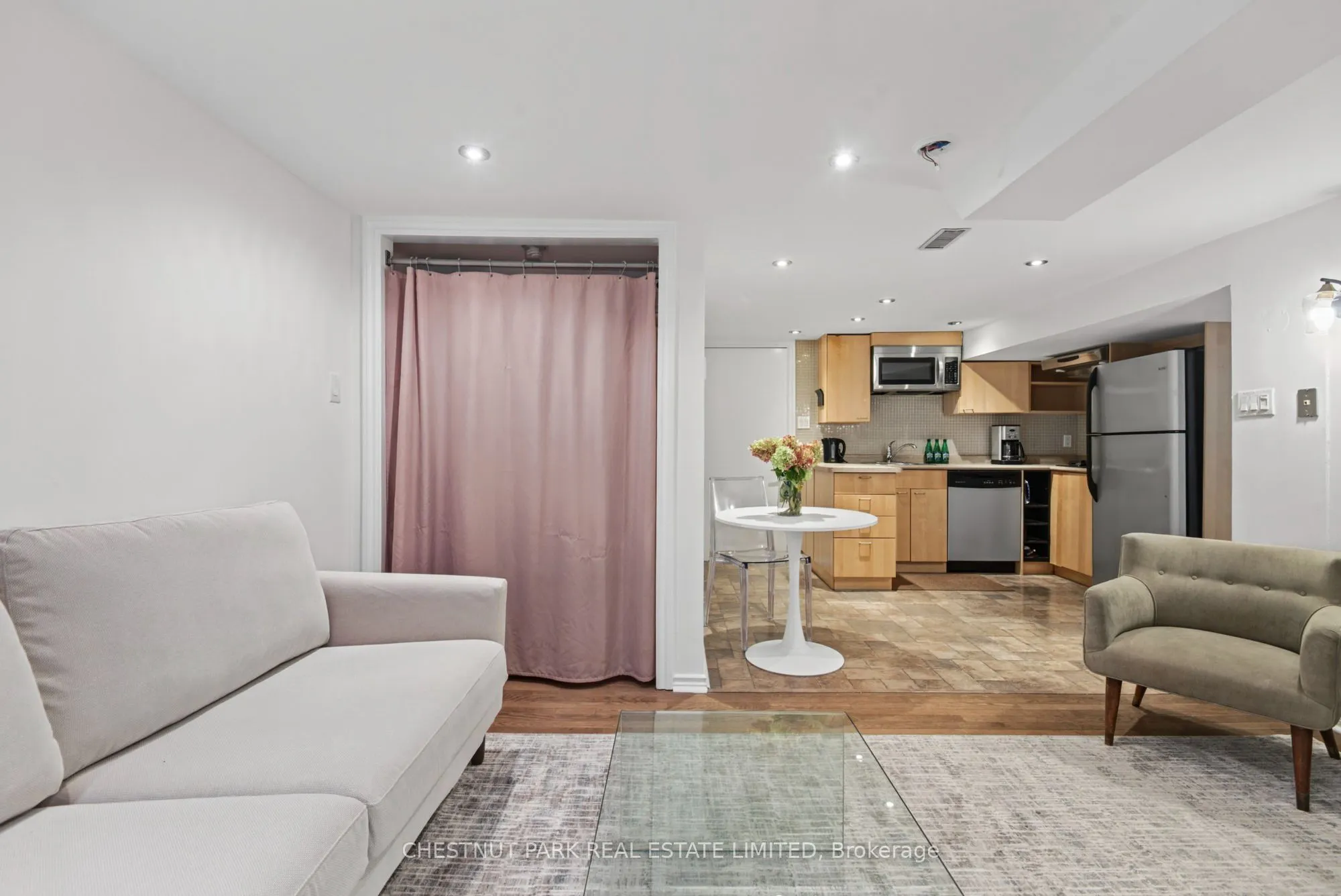 44 Glen Echo Road #Lower
