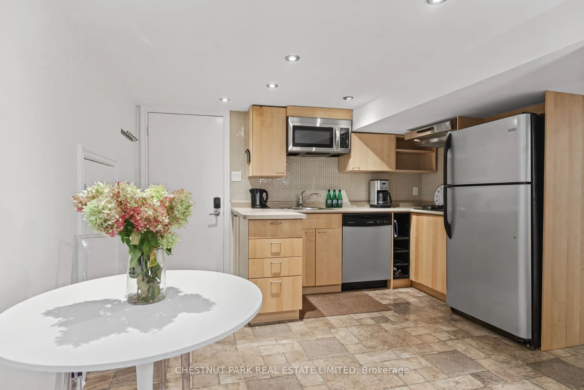 44 Glen Echo Road #Lower