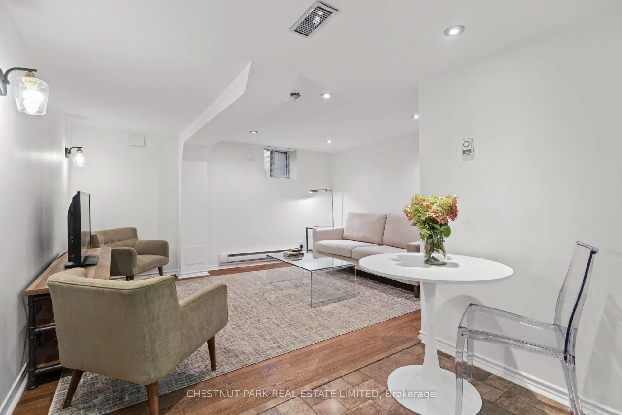 44 Glen Echo Road #Lower
