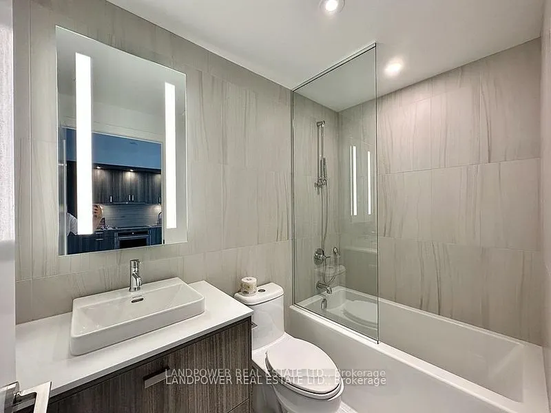 480 Front Street W #1303