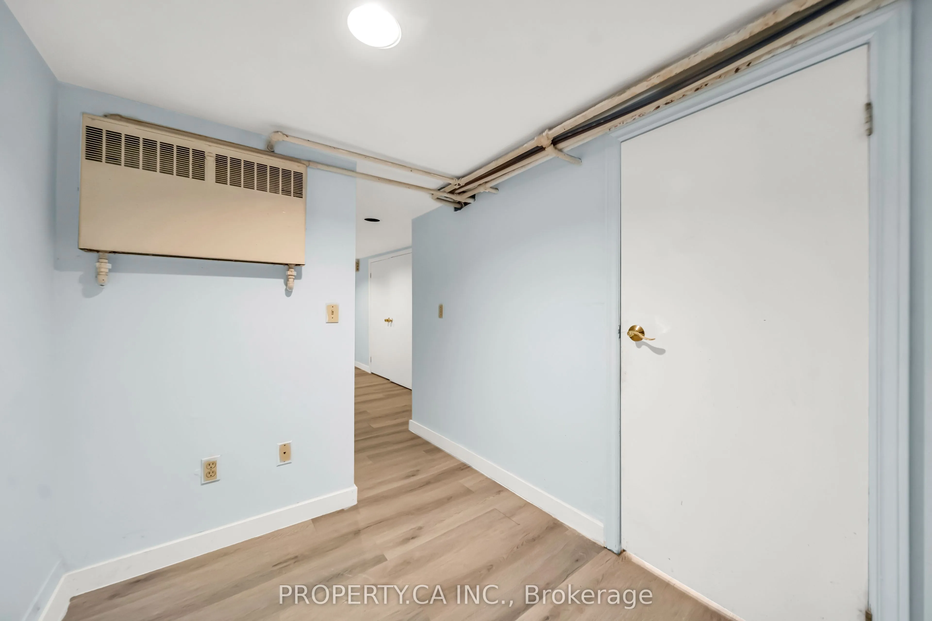 285 Robina Avenue