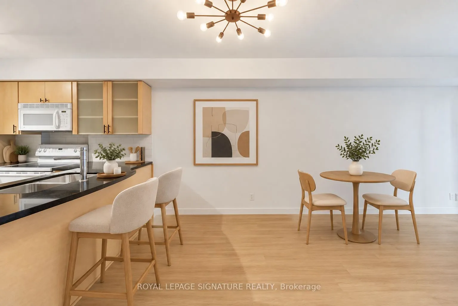 1005 King Street W #405