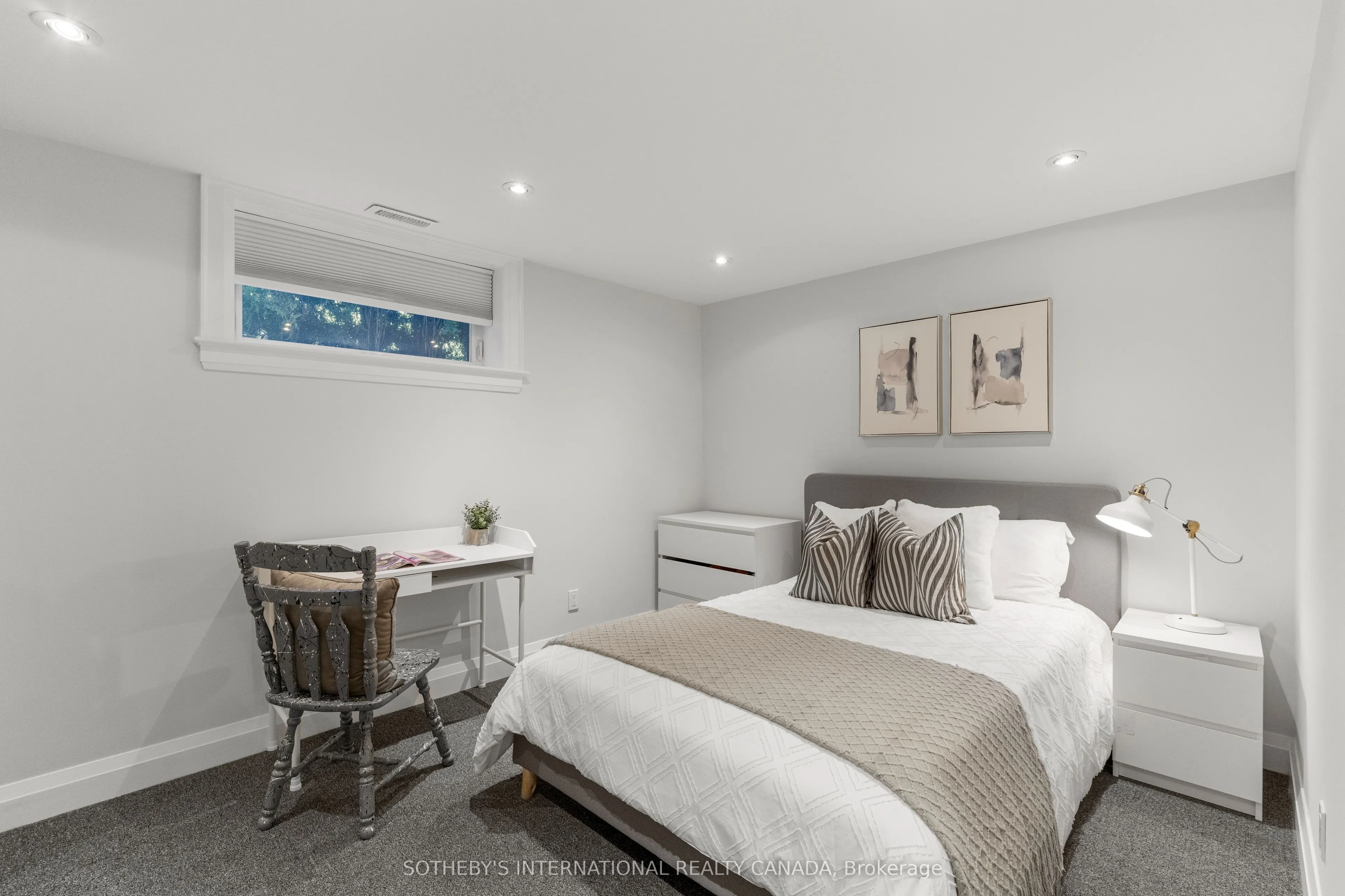 35 Belgrave Avenue