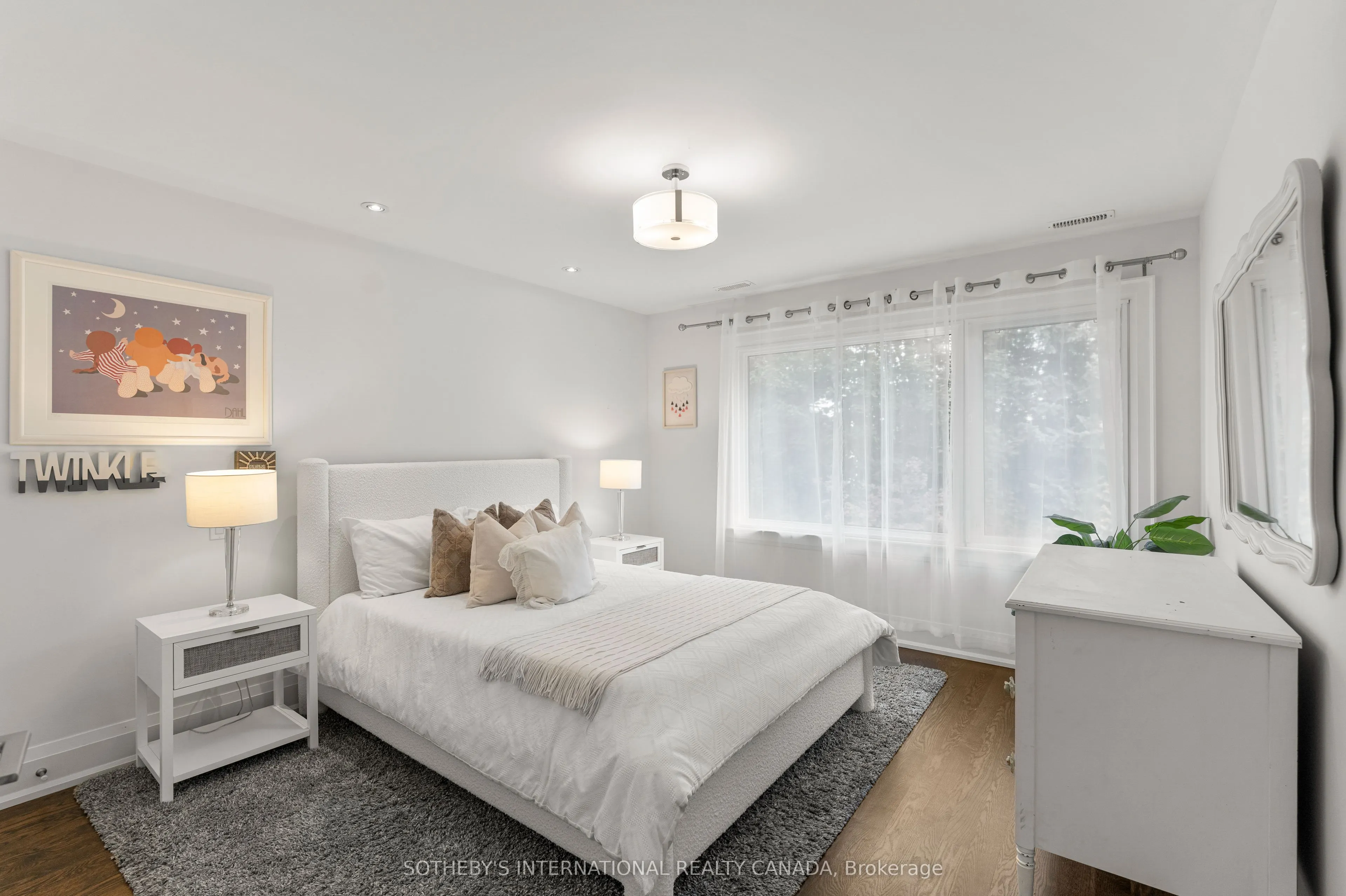 35 Belgrave Avenue