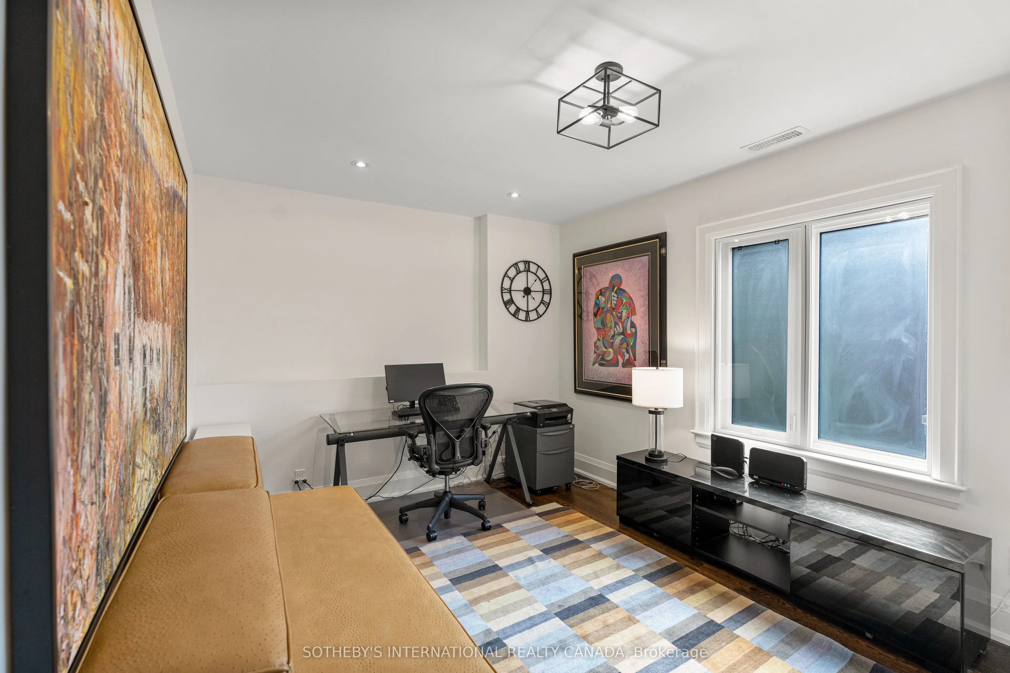 35 Belgrave Avenue