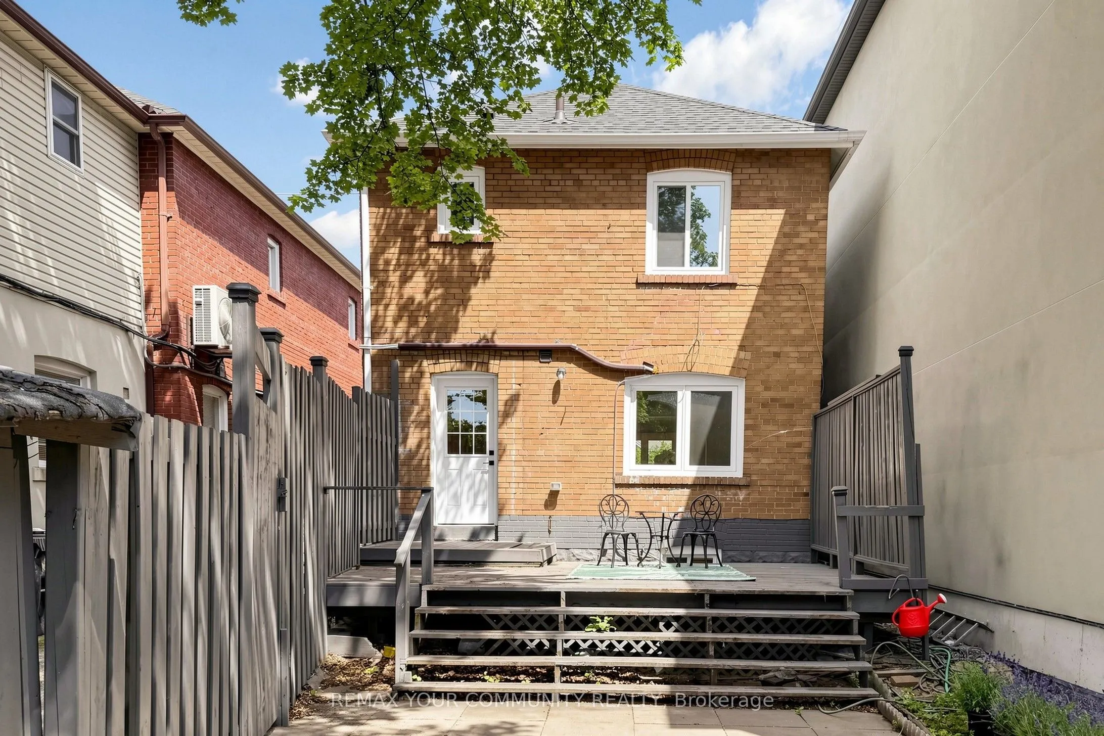 351 Fairlawn Avenue