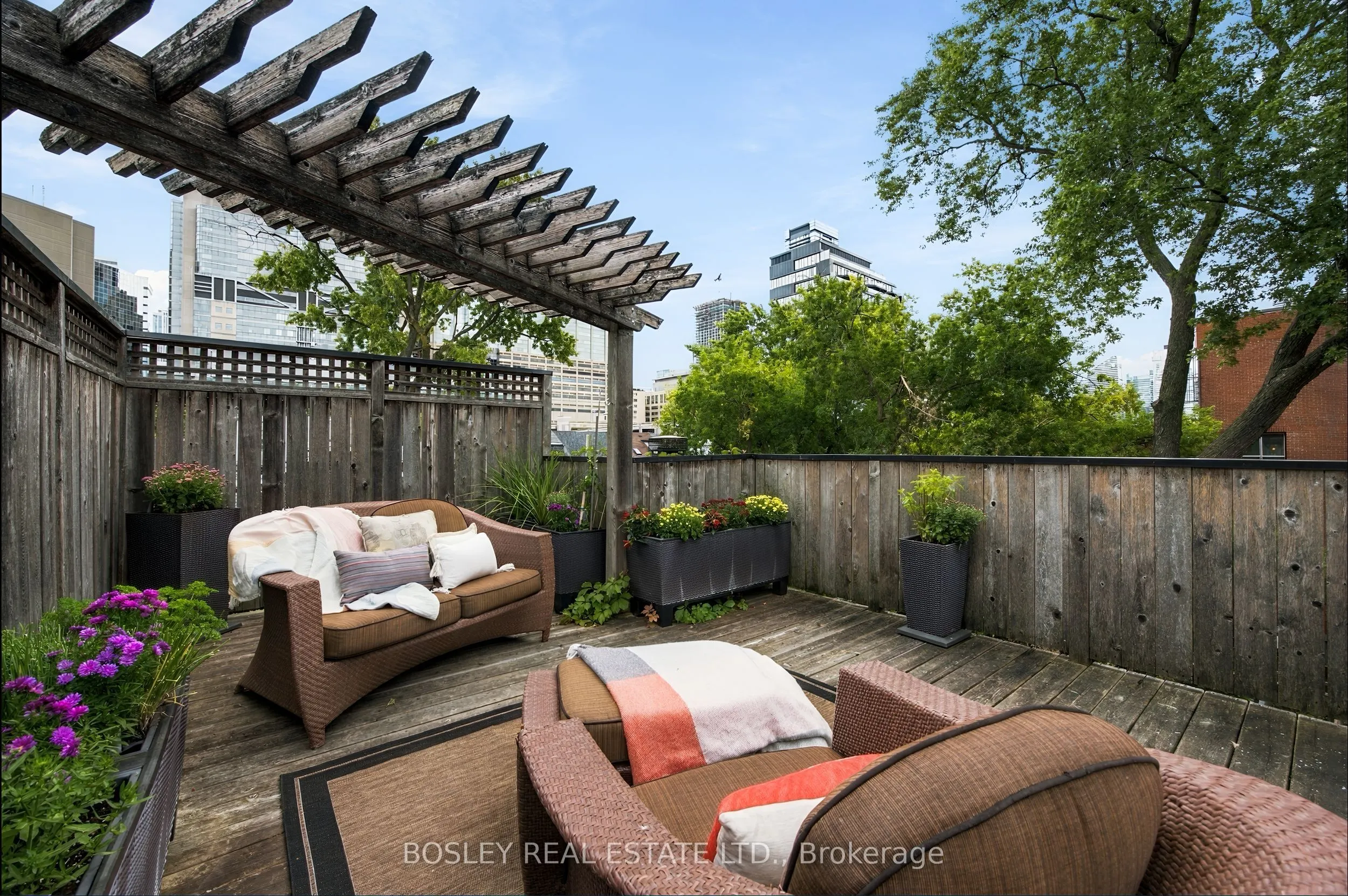 33A Henry Street
