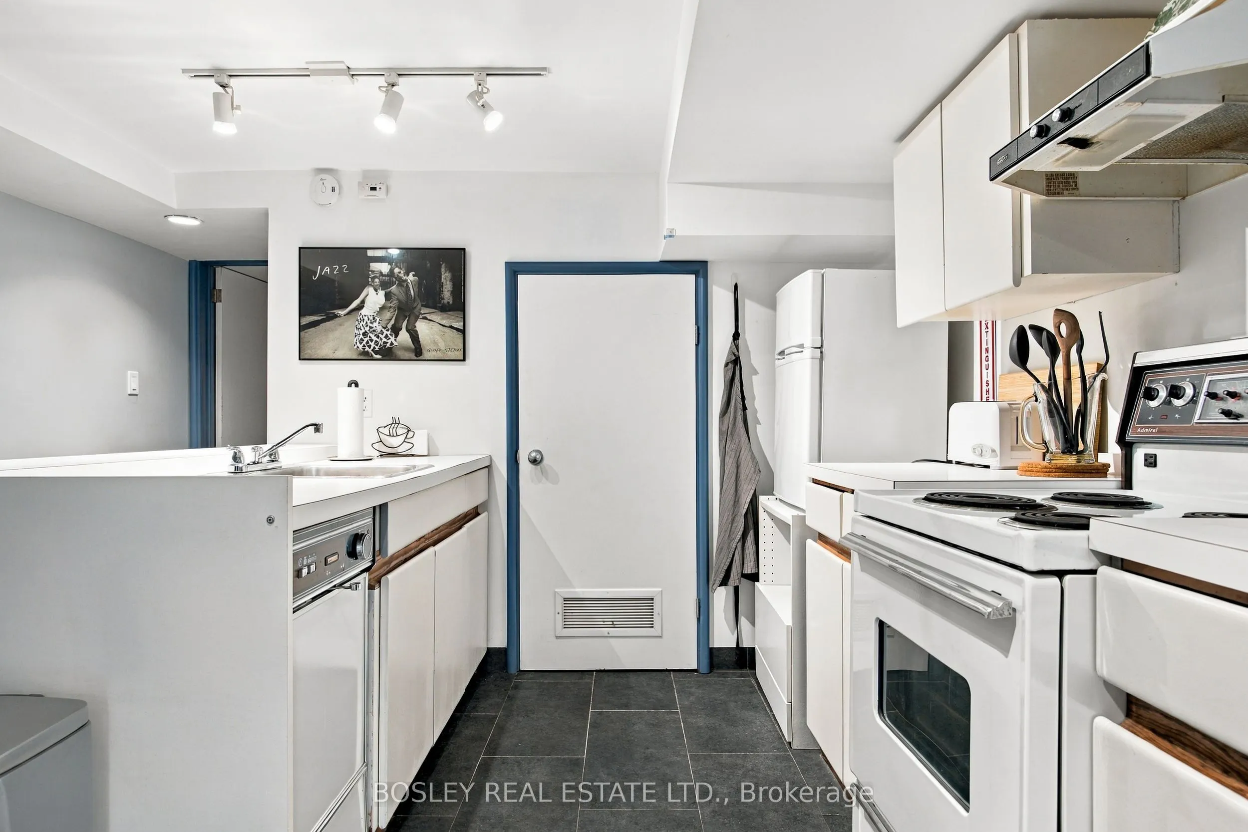 33A Henry Street