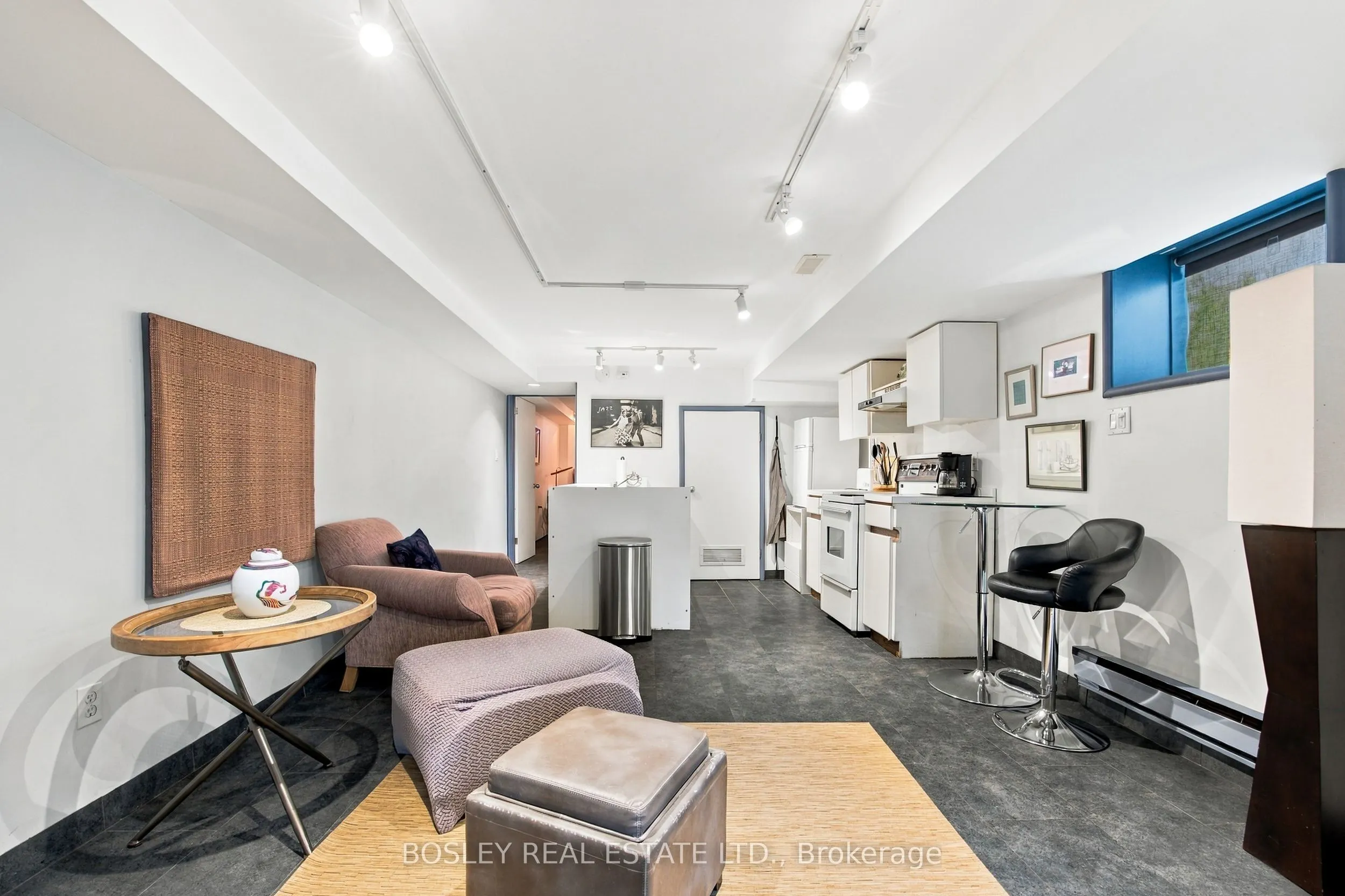 33A Henry Street
