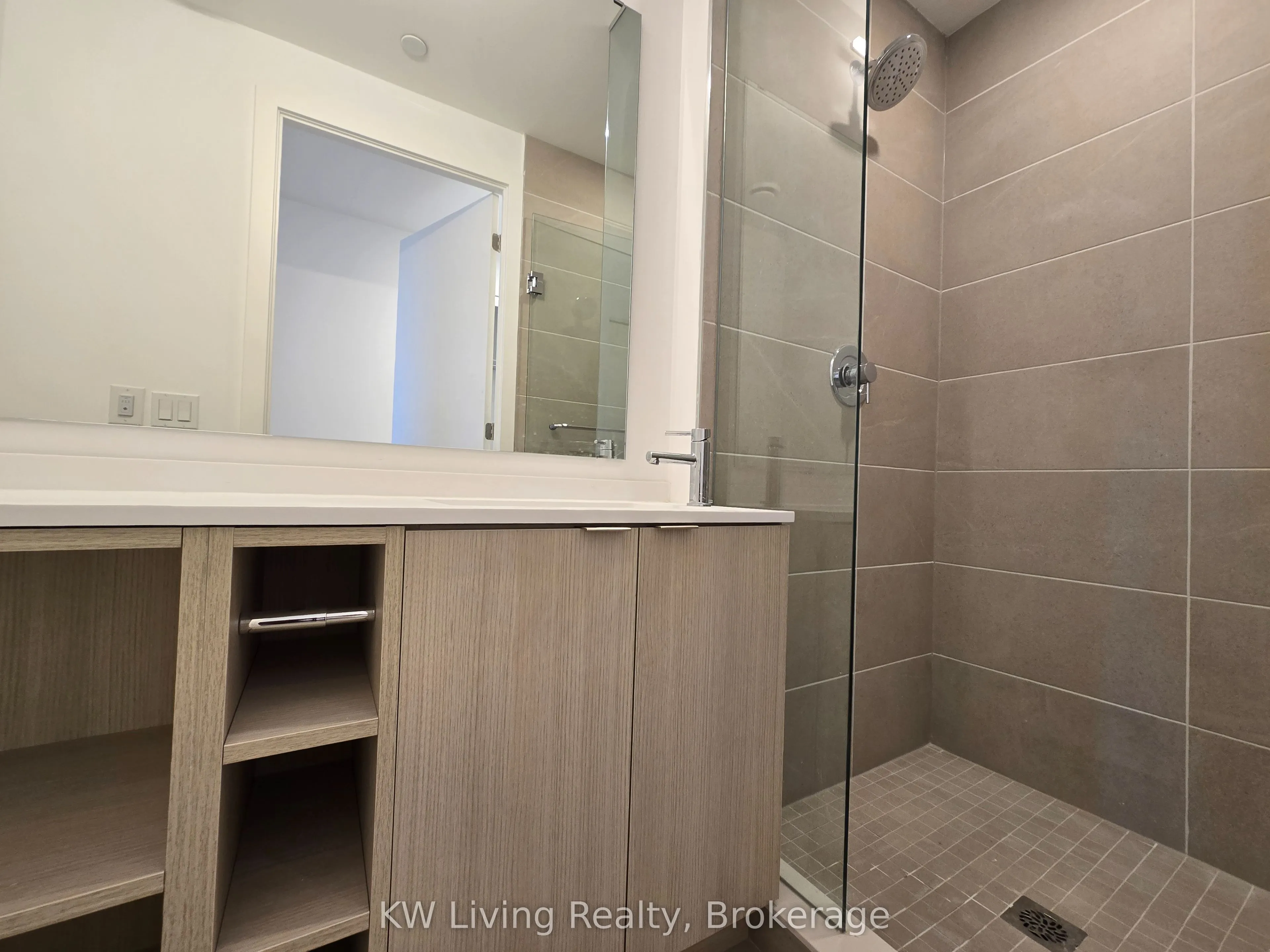100 Queen Street E #2705