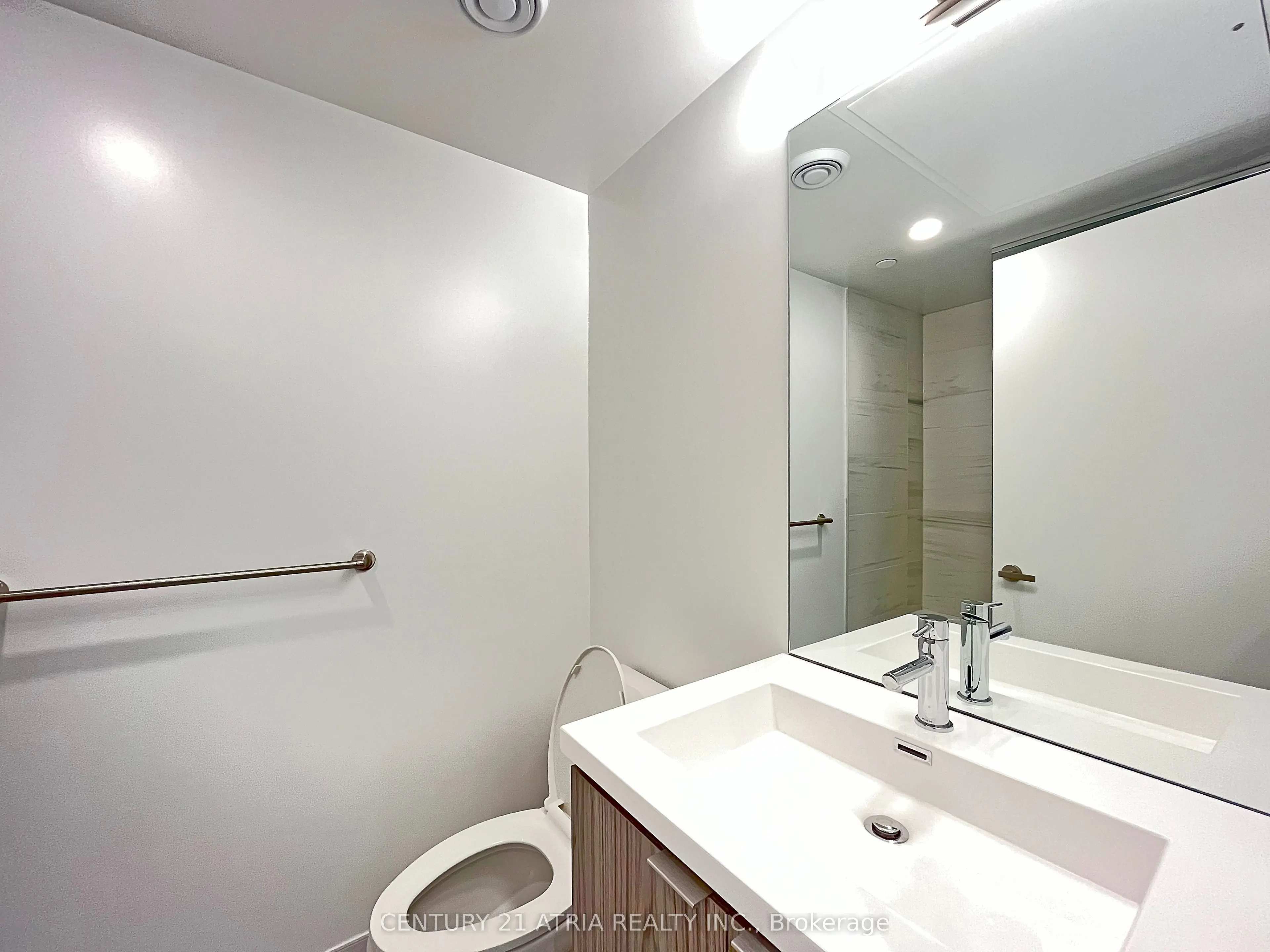 55 Cooper Street S #3116