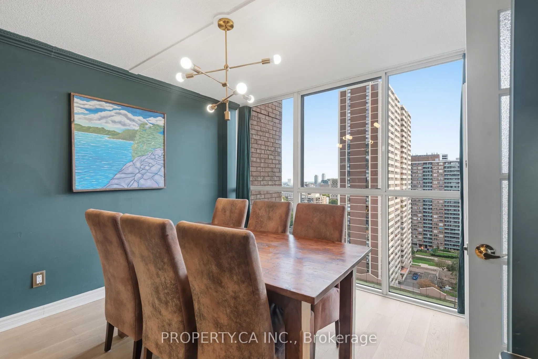 15 Maitland Place #1811