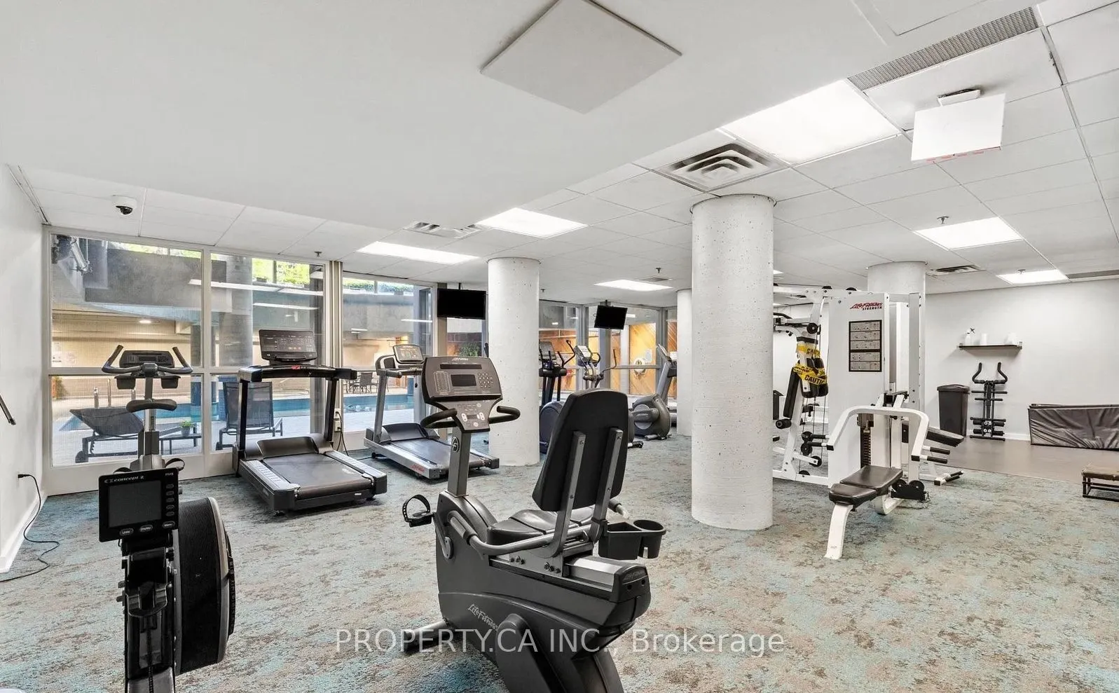 15 Maitland Place #1811