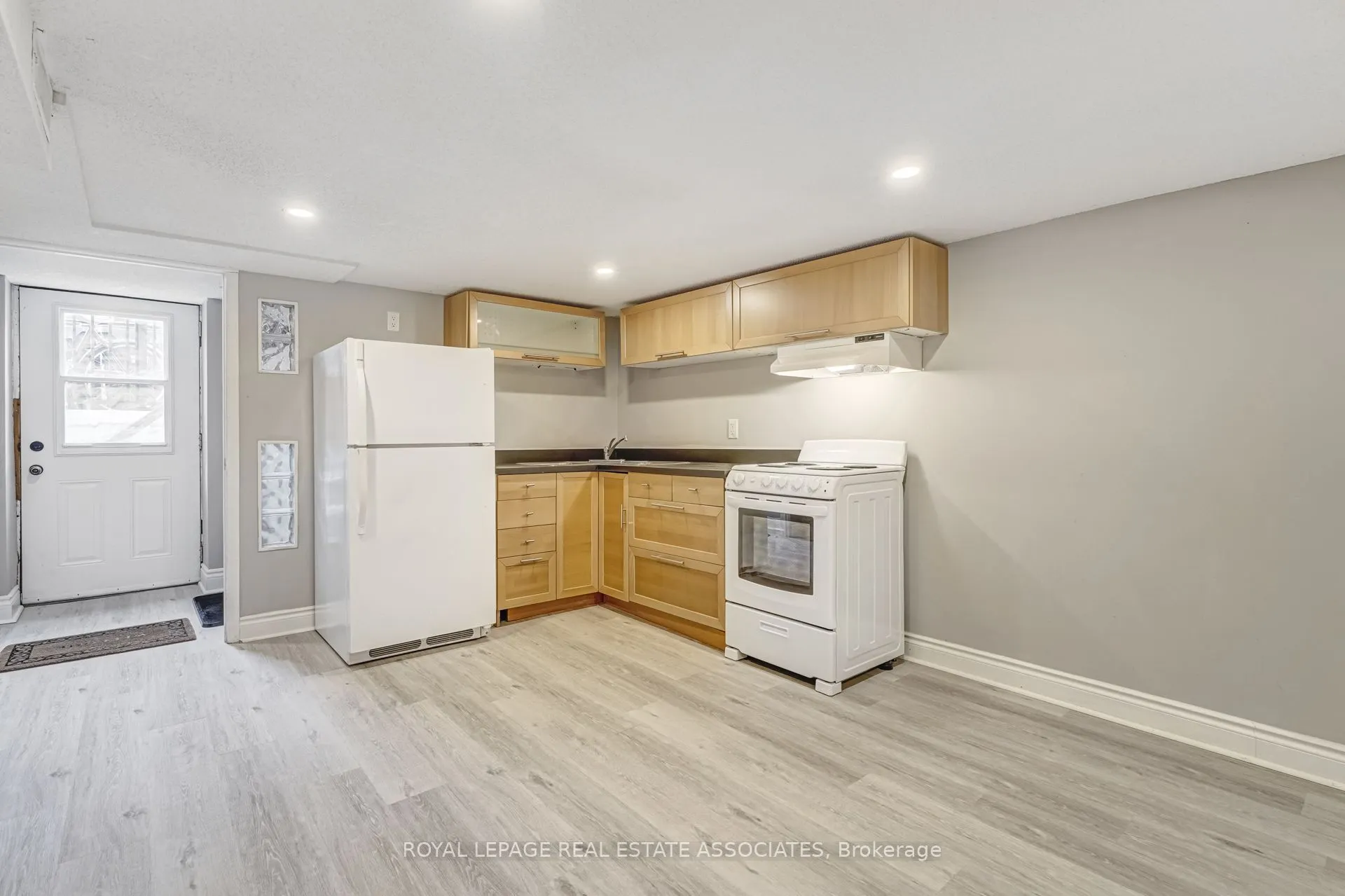 274 Ossington Avenue #3