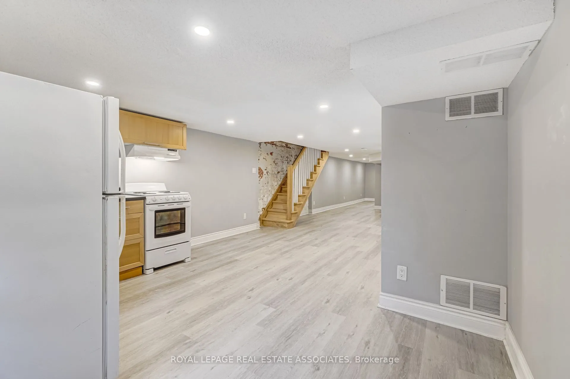 274 Ossington Avenue #3