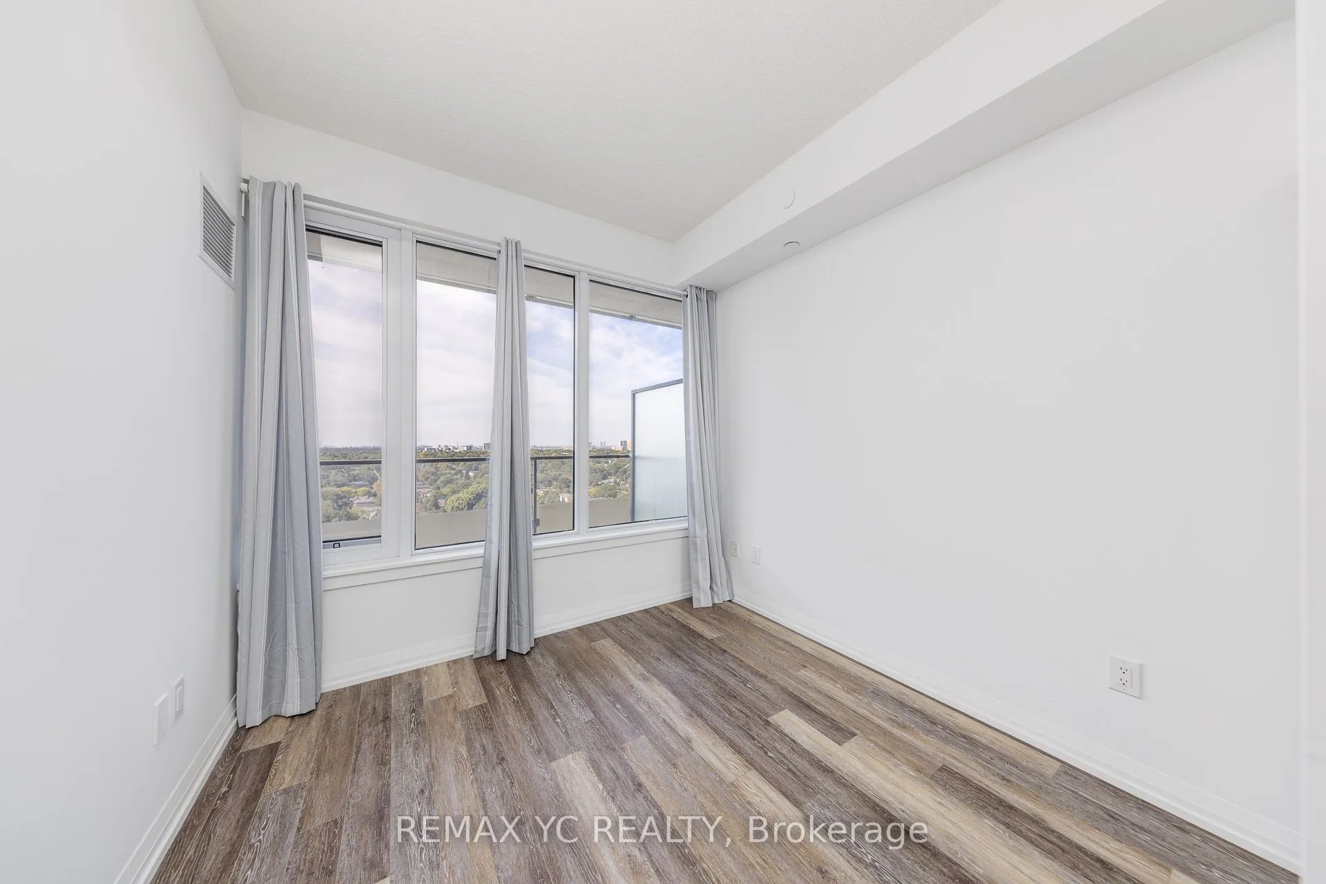 75 Canterbury Place #2110