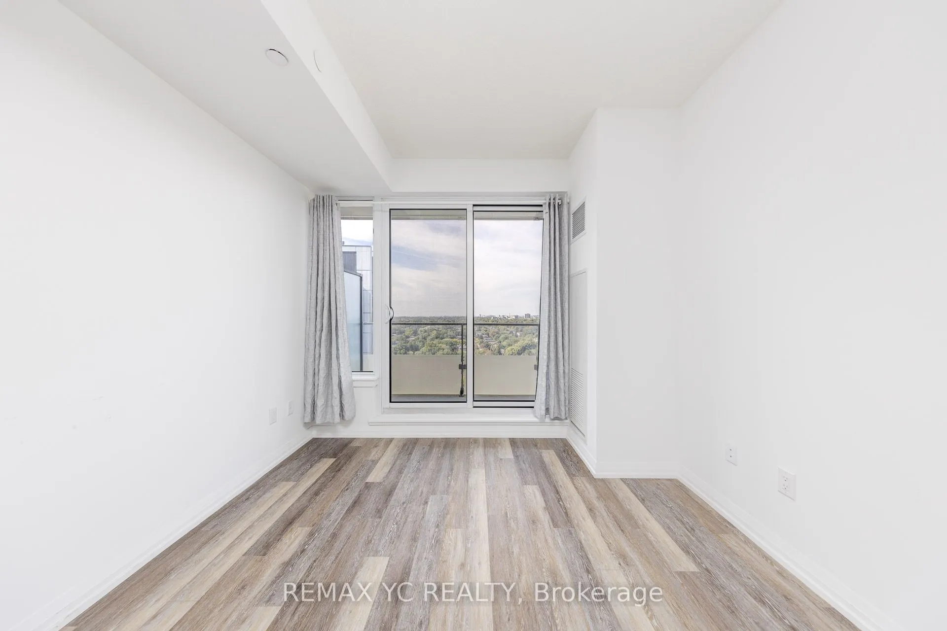 75 Canterbury Place #2110