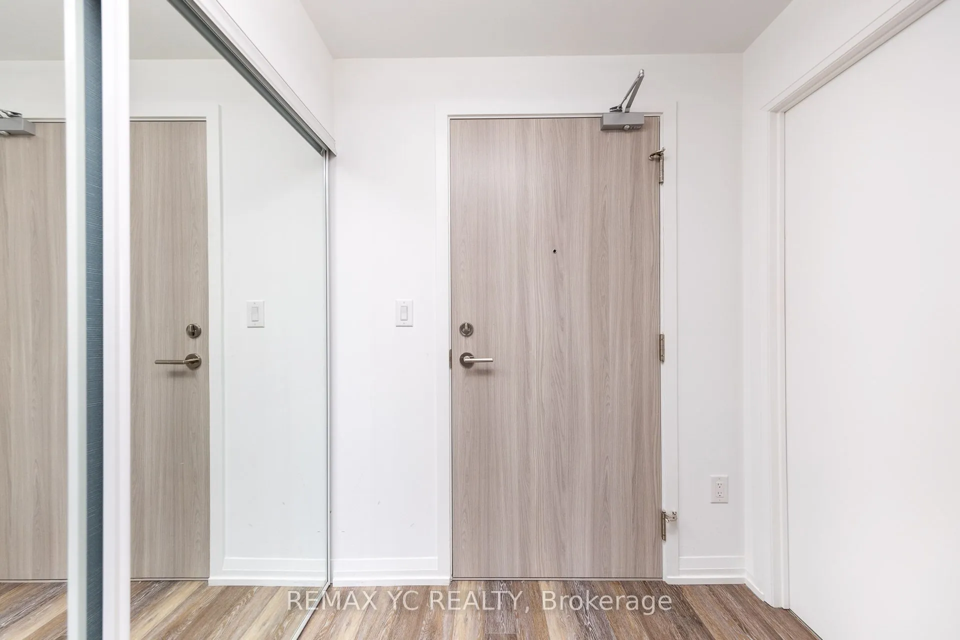 75 Canterbury Place #2110