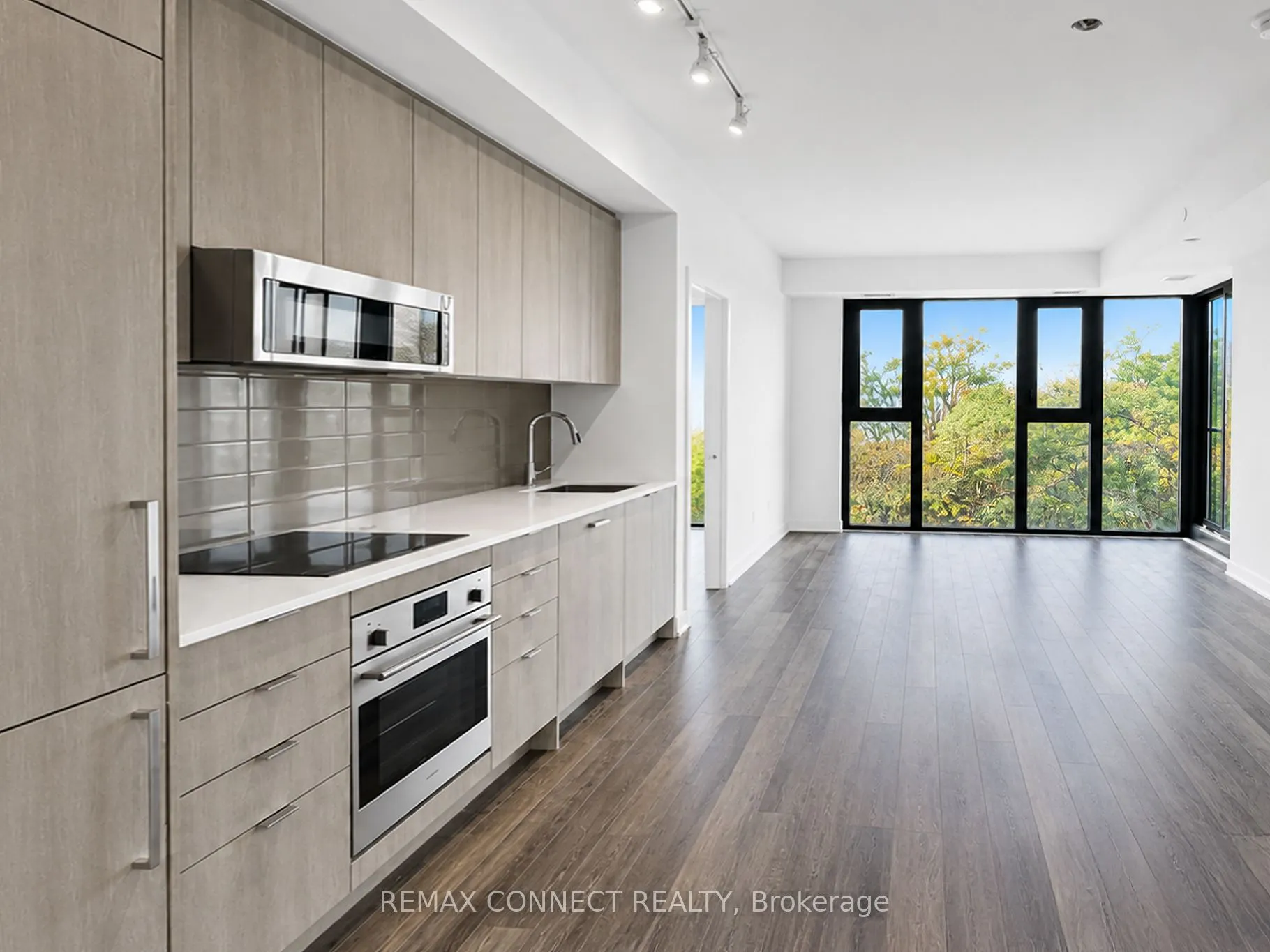 250 Lawrence Avenue W #504