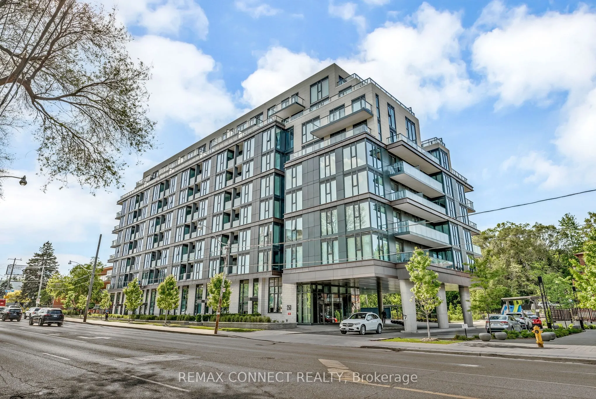 250 Lawrence Avenue W #504