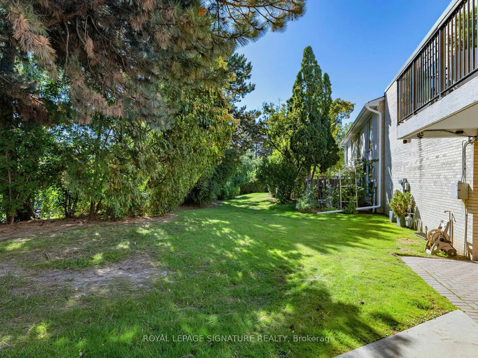 25 Proudbank Millway #49