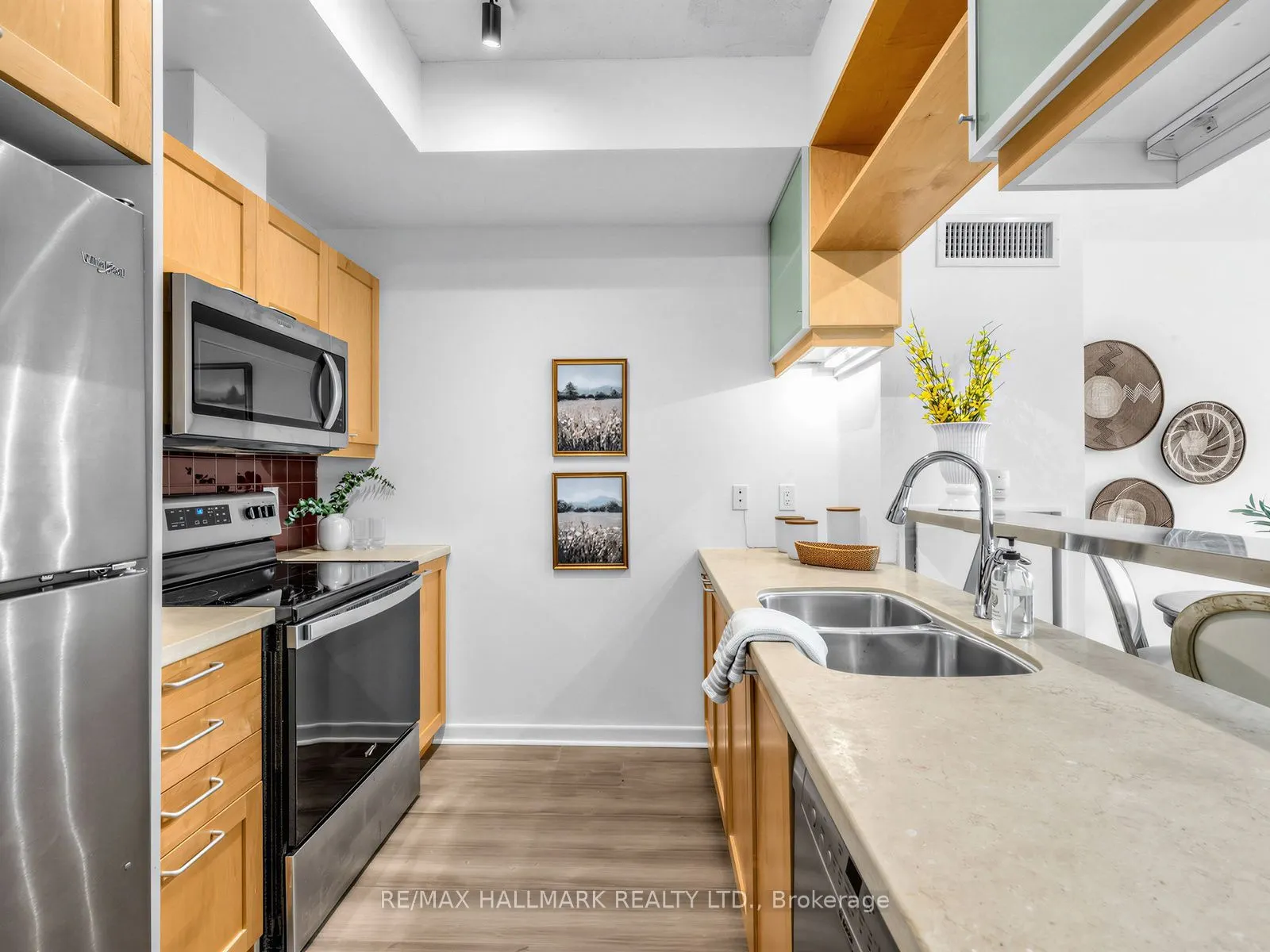 333 Adelaide Street E #728