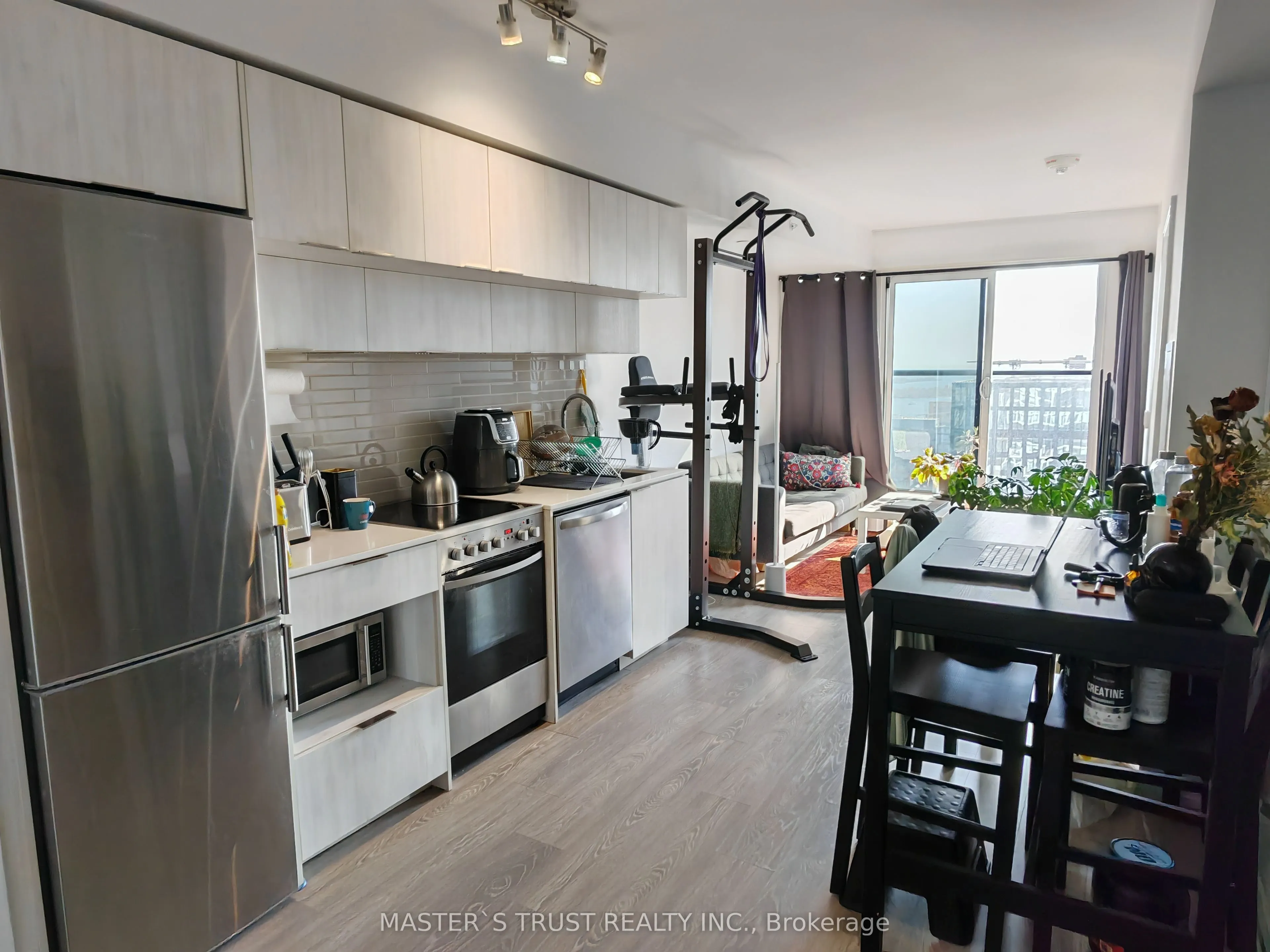 181 Dundas Street E #4109