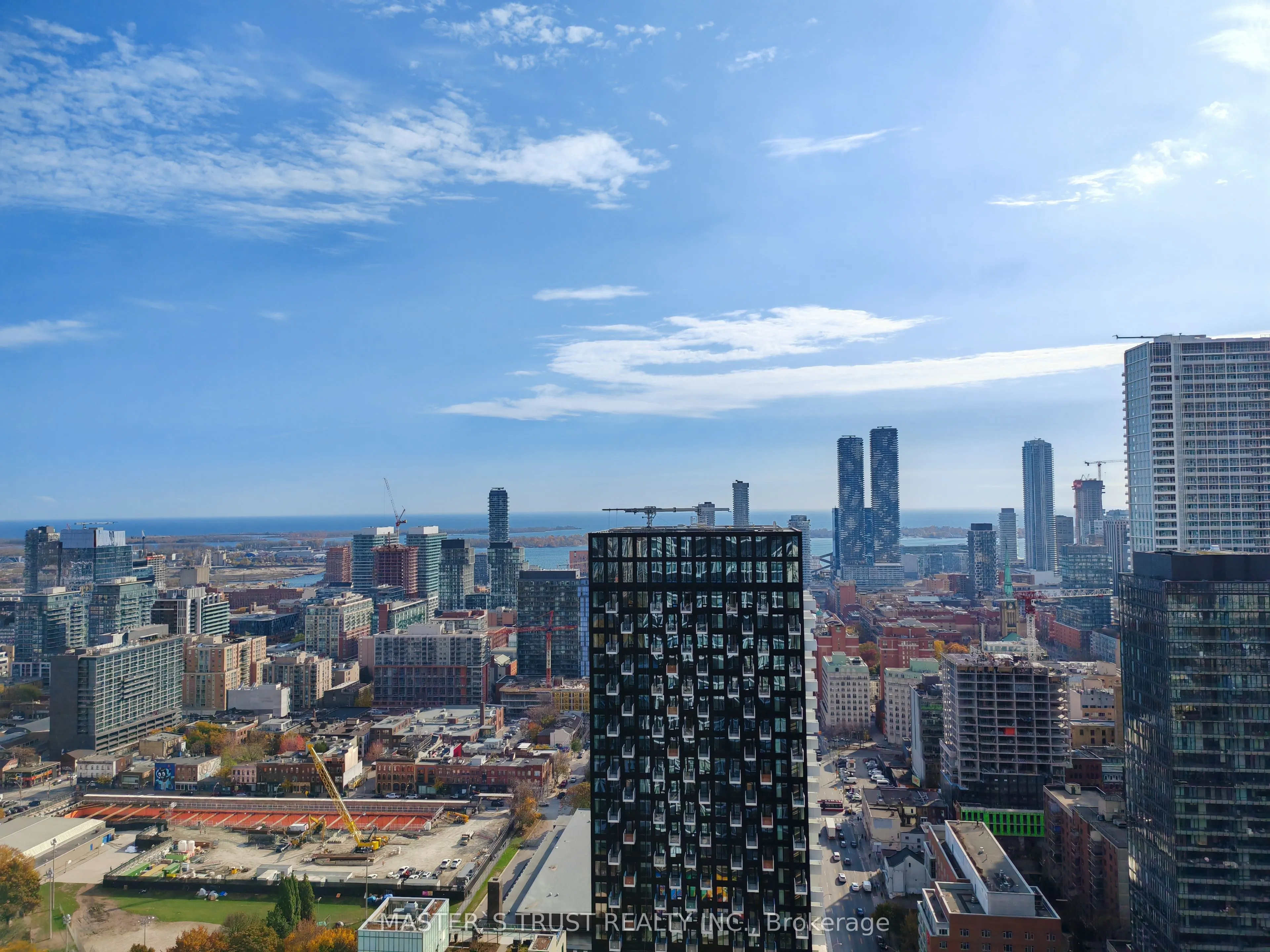181 Dundas Street E #4109