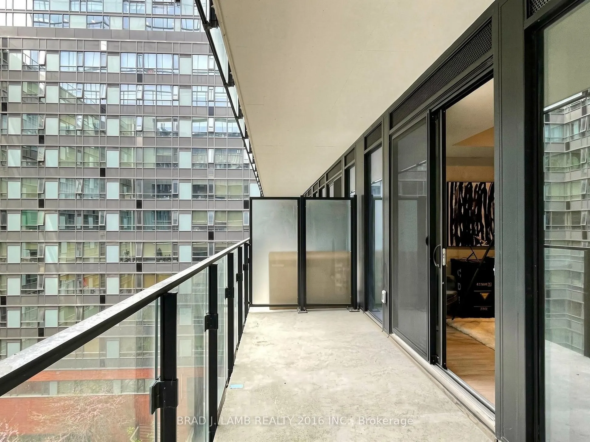 284 King Street E #405