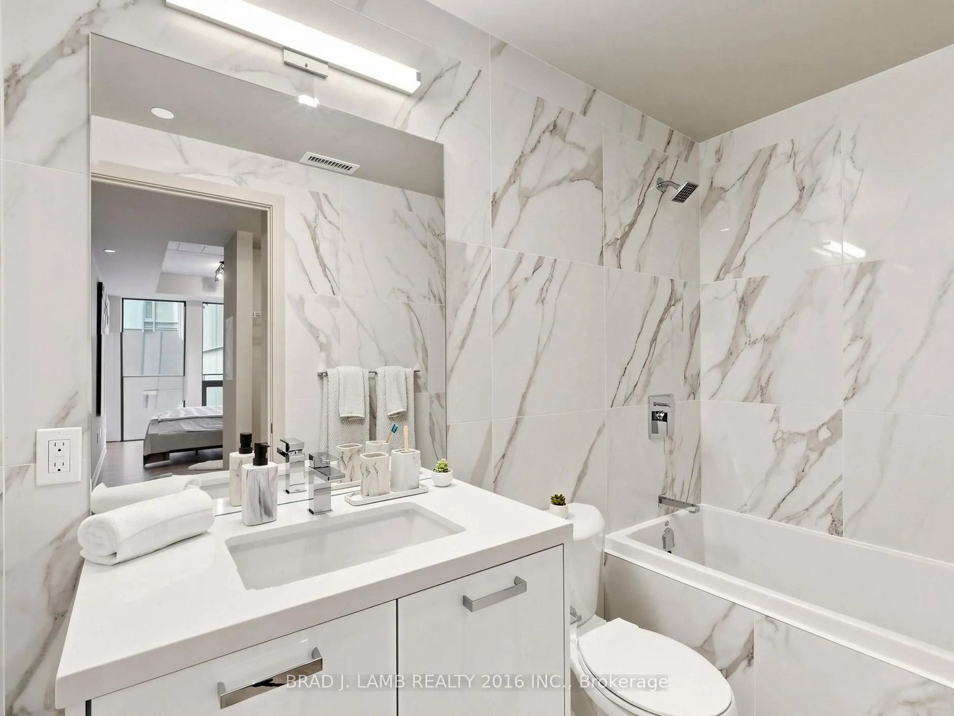 284 King Street E #405