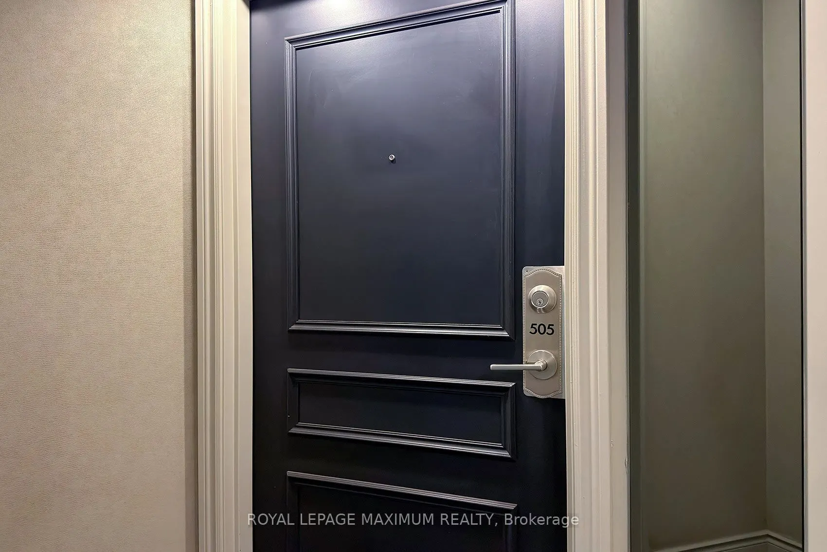 935 Sheppard Avenue W #505