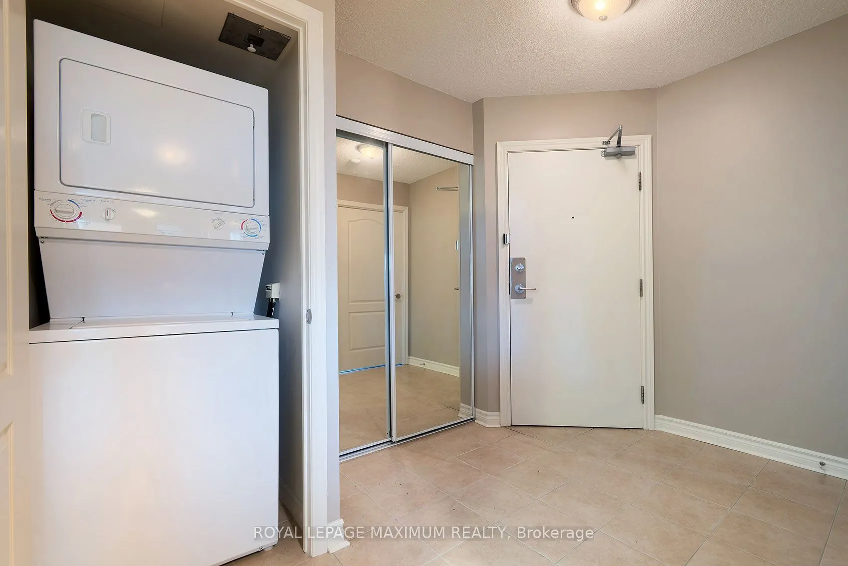 935 Sheppard Avenue W #505