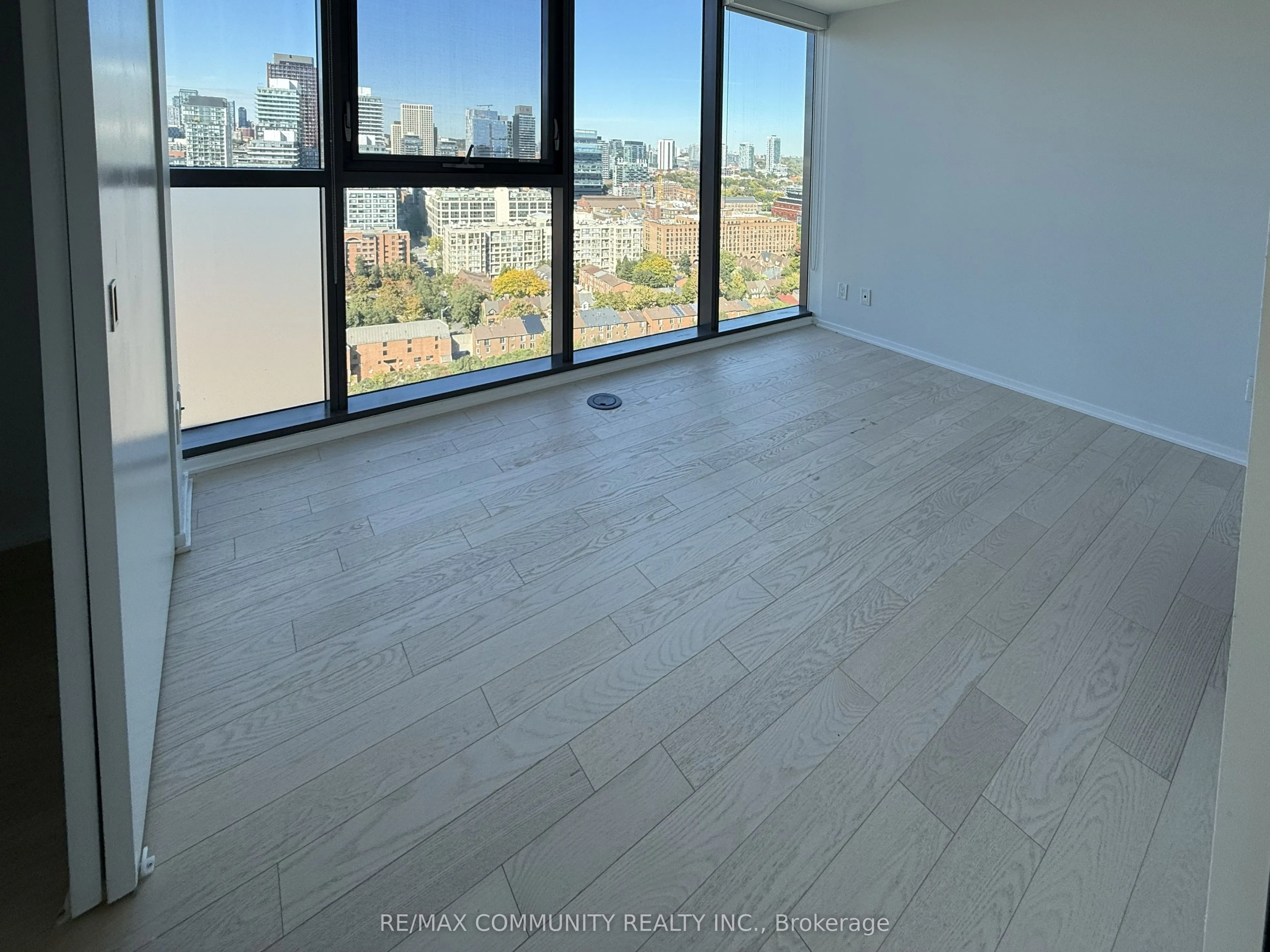 16 Bonnycastle Street #2102