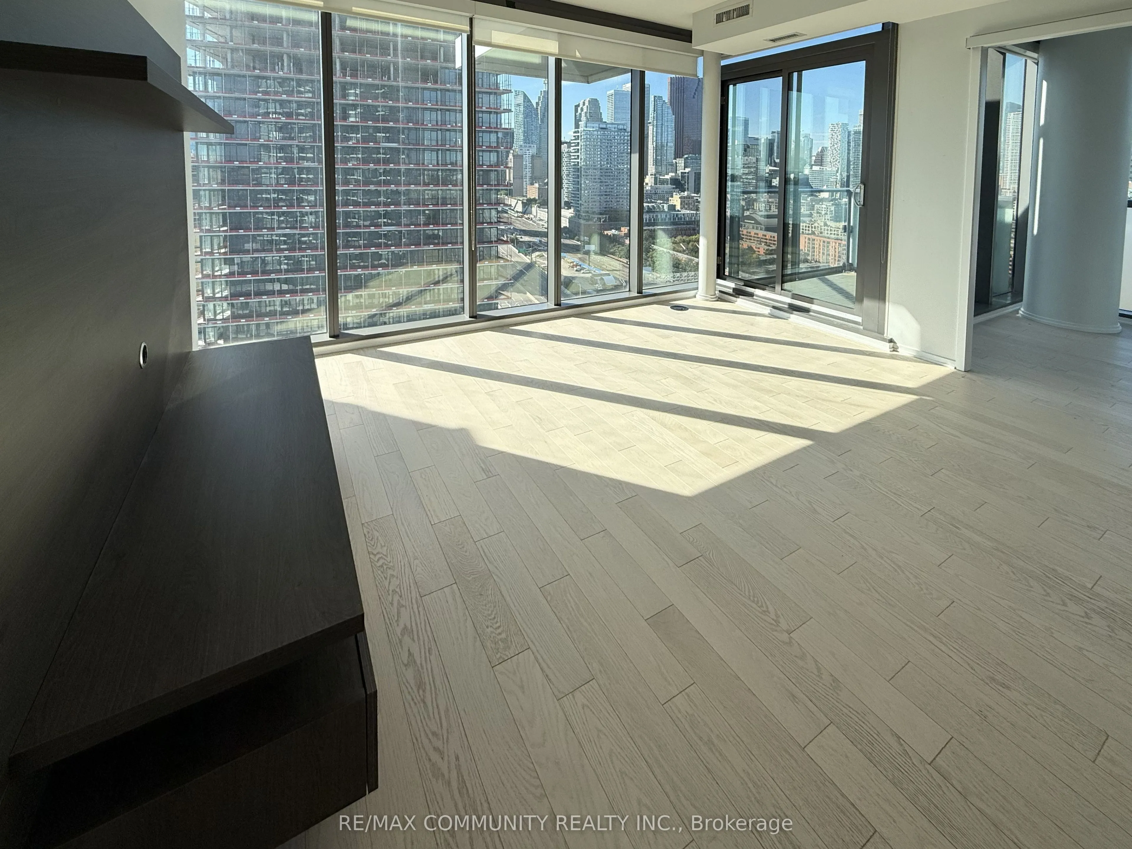 16 Bonnycastle Street #2102