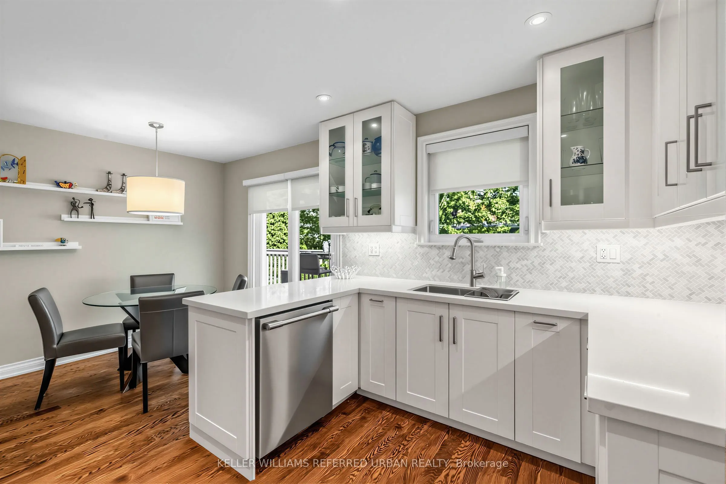 124 Abbeywood Trail