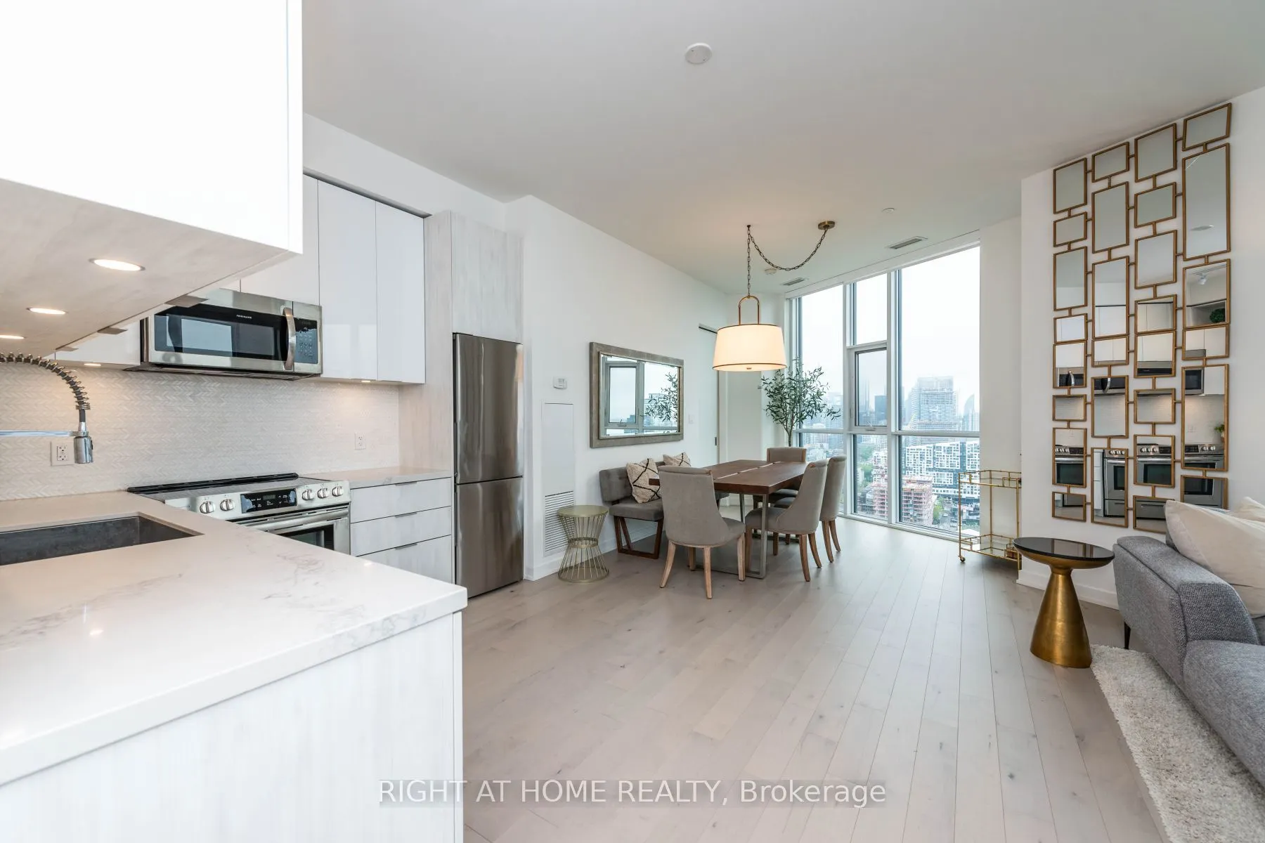 30 Ordnance Street #PH2907