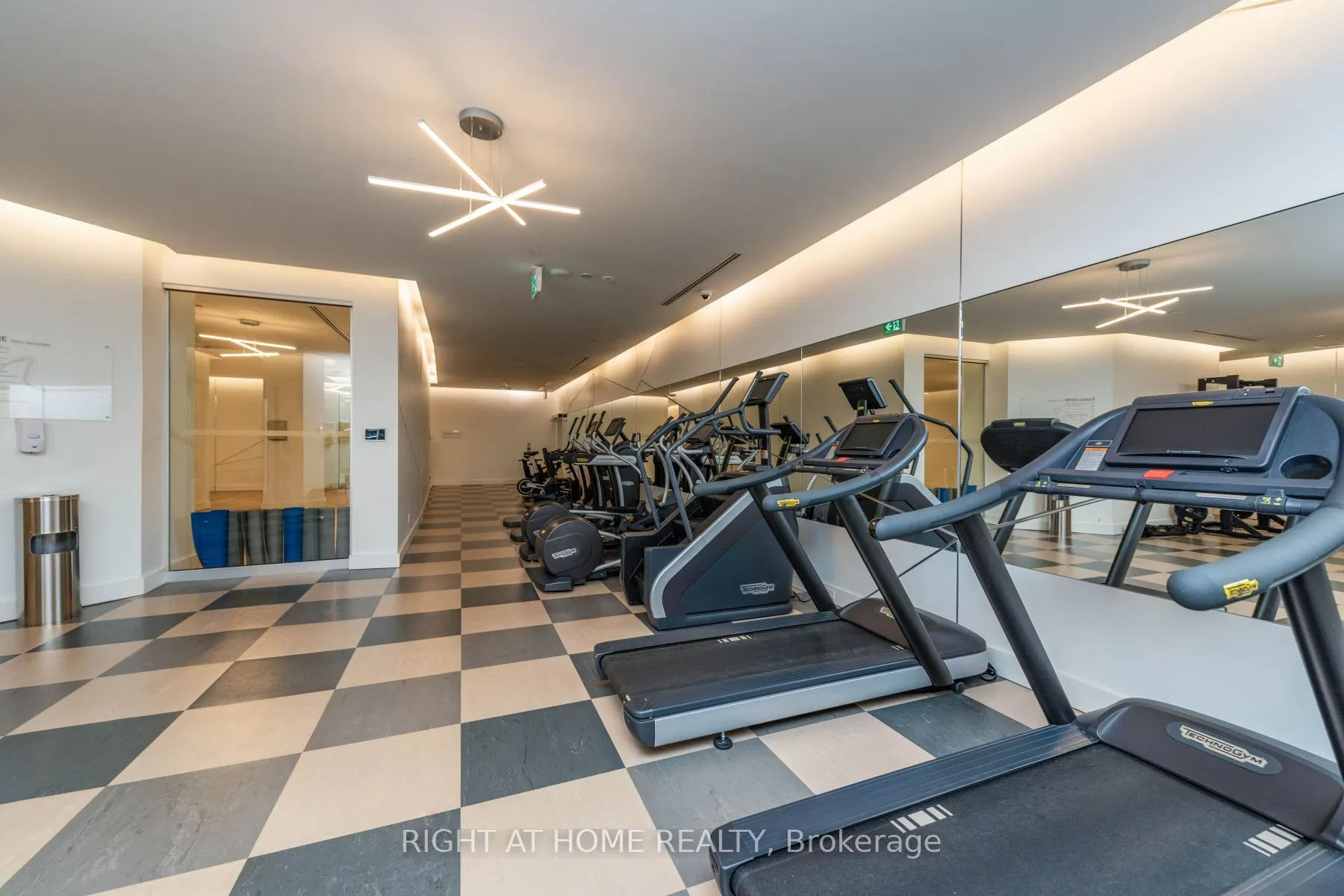 30 Ordnance Street #PH2907