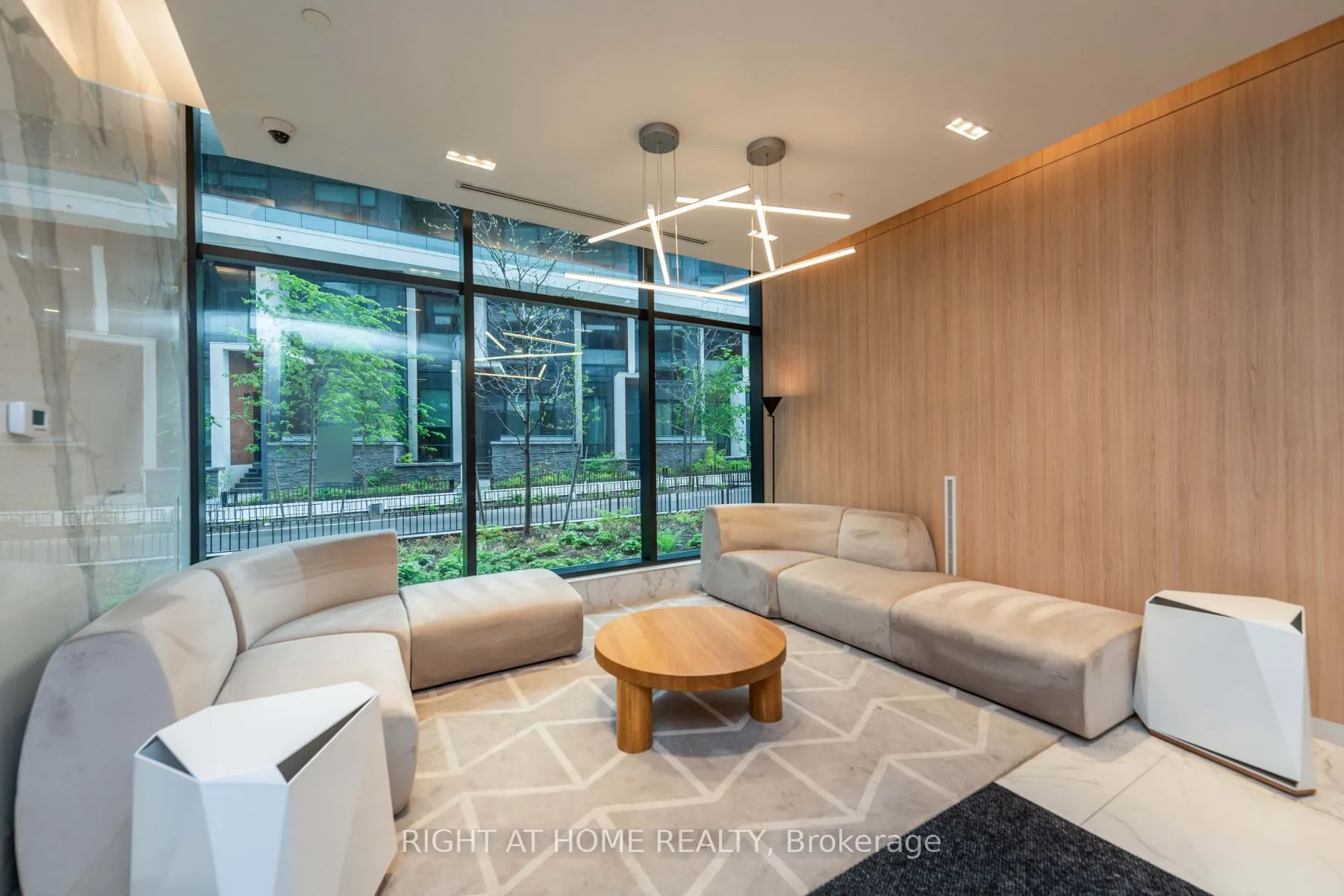 30 Ordnance Street #PH2907