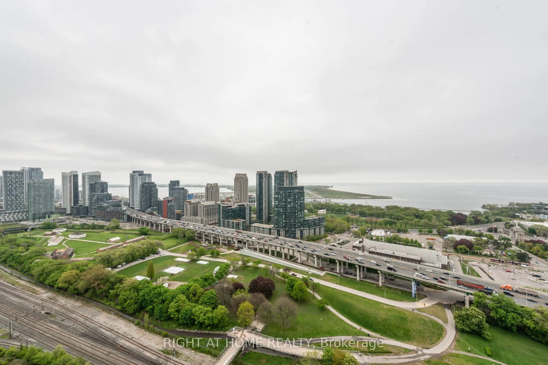 30 Ordnance Street #PH2907
