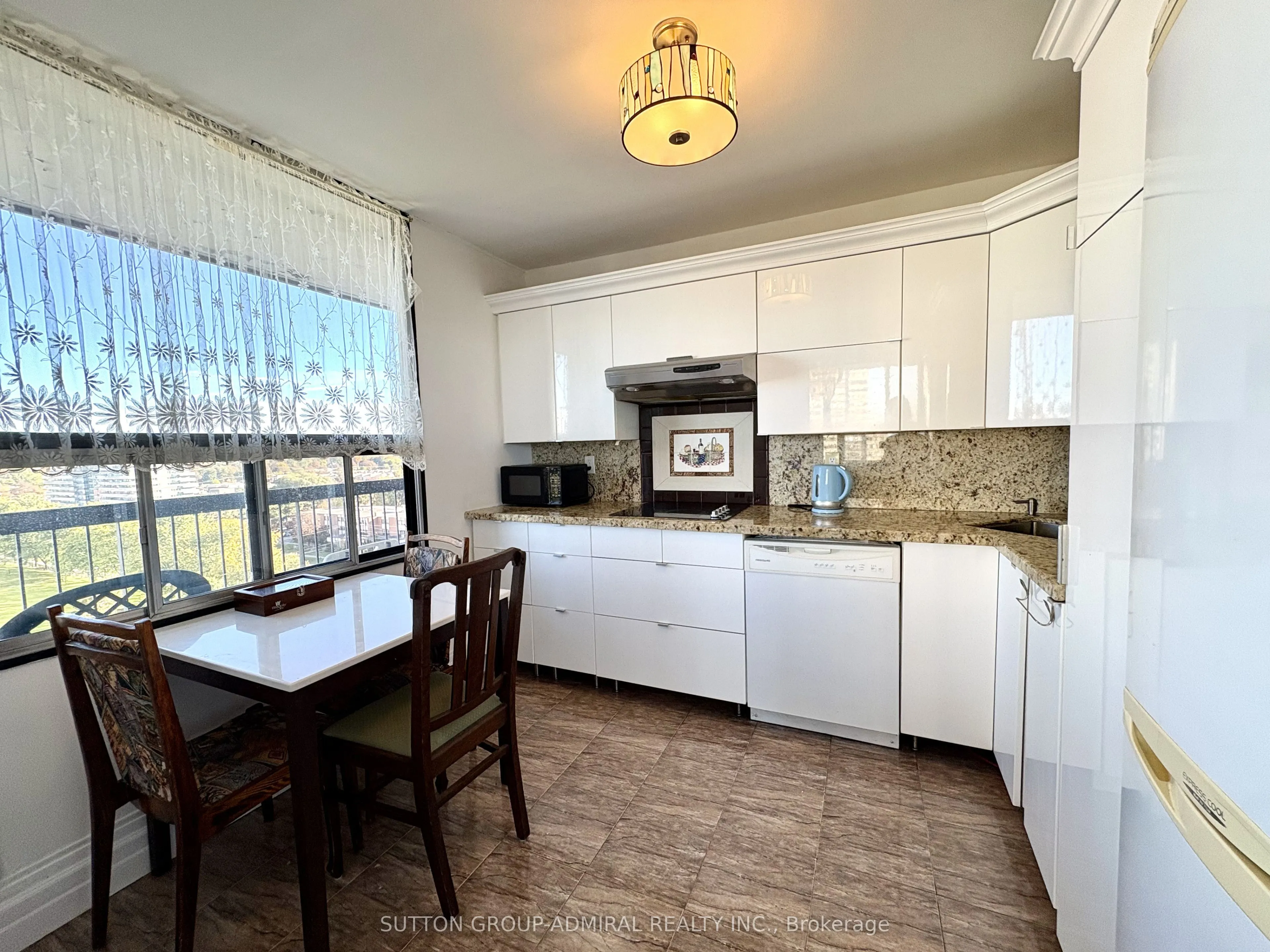 135 Antibes Drive #1103