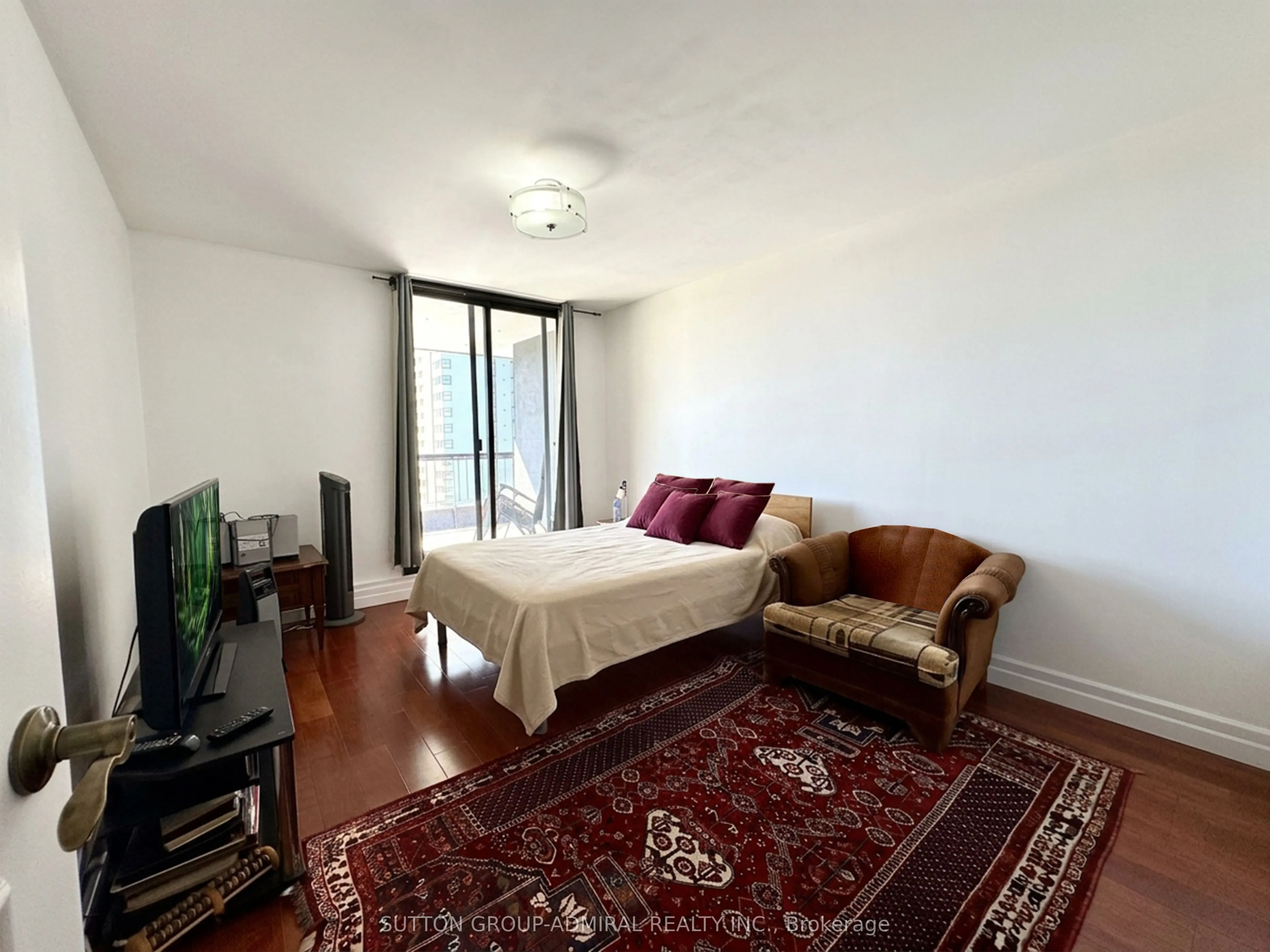 135 Antibes Drive #1103