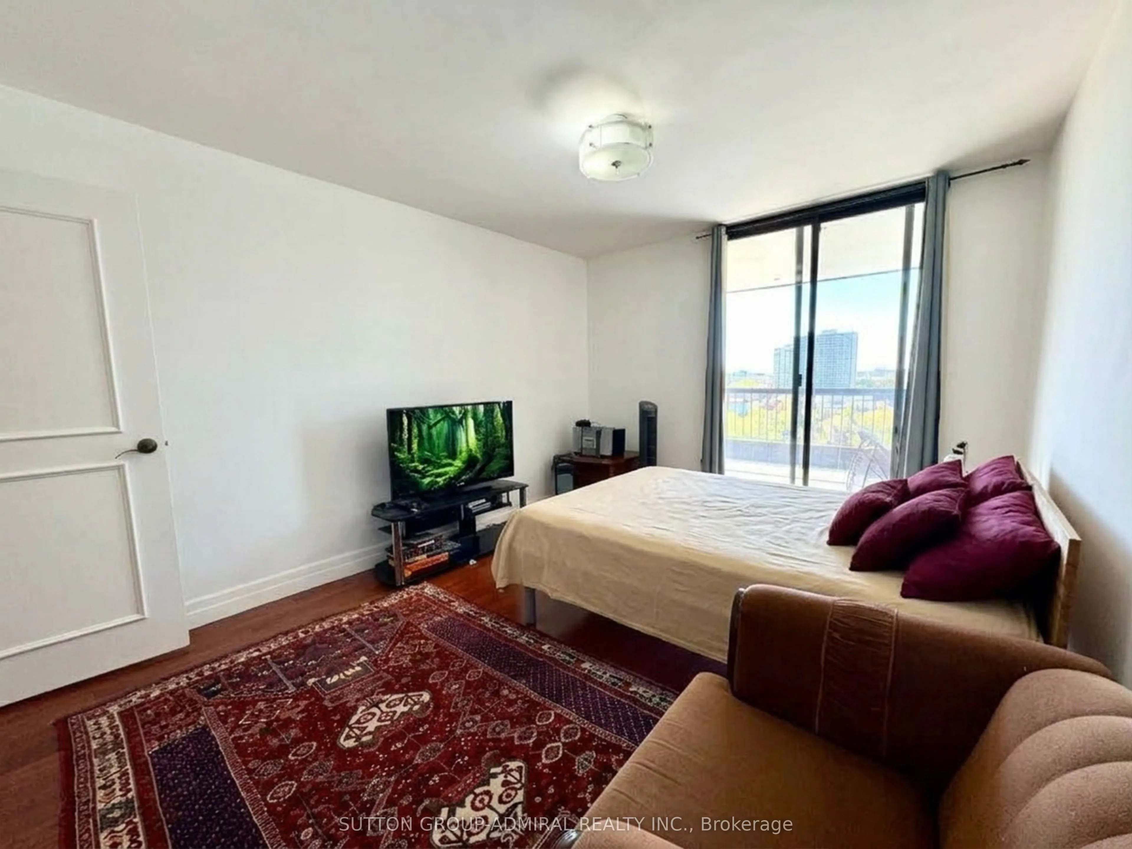 135 Antibes Drive #1103