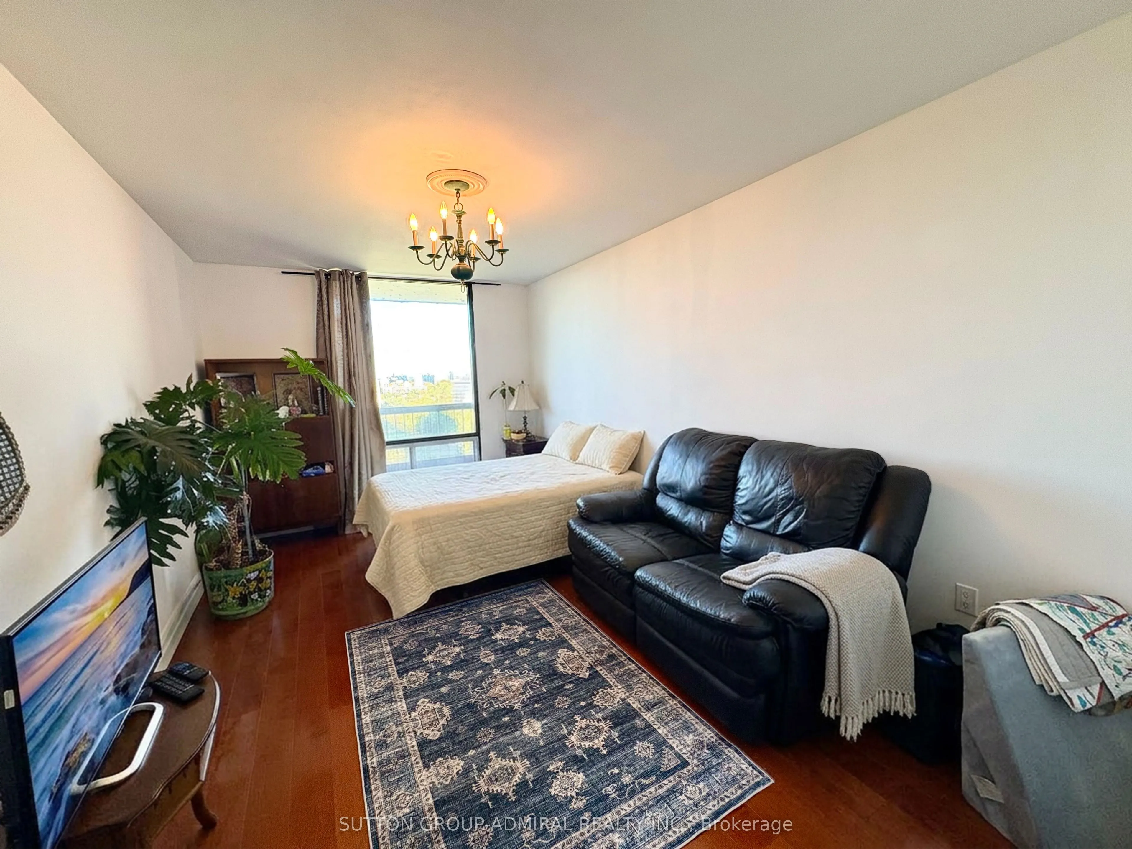 135 Antibes Drive #1103