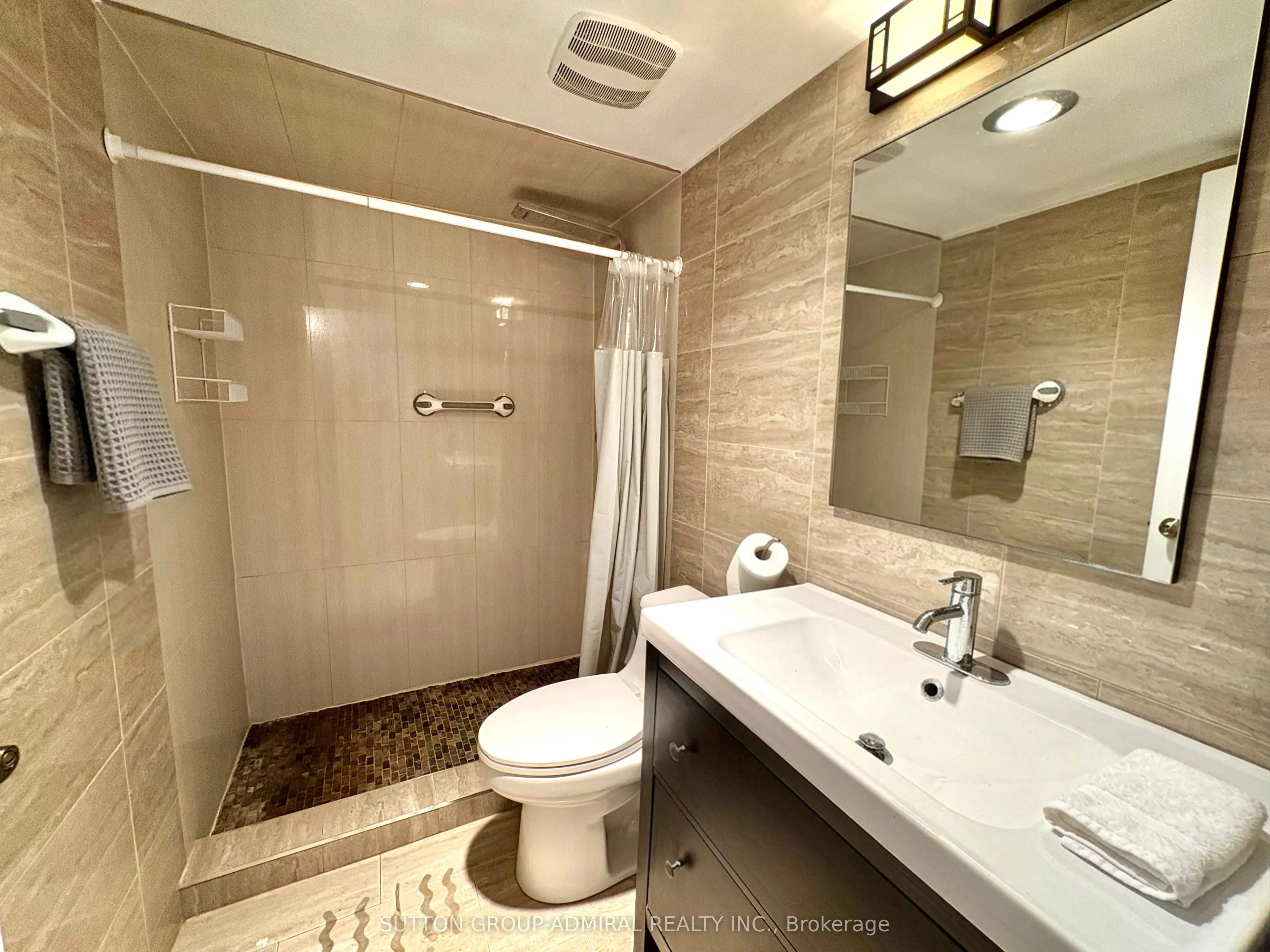 135 Antibes Drive #1103