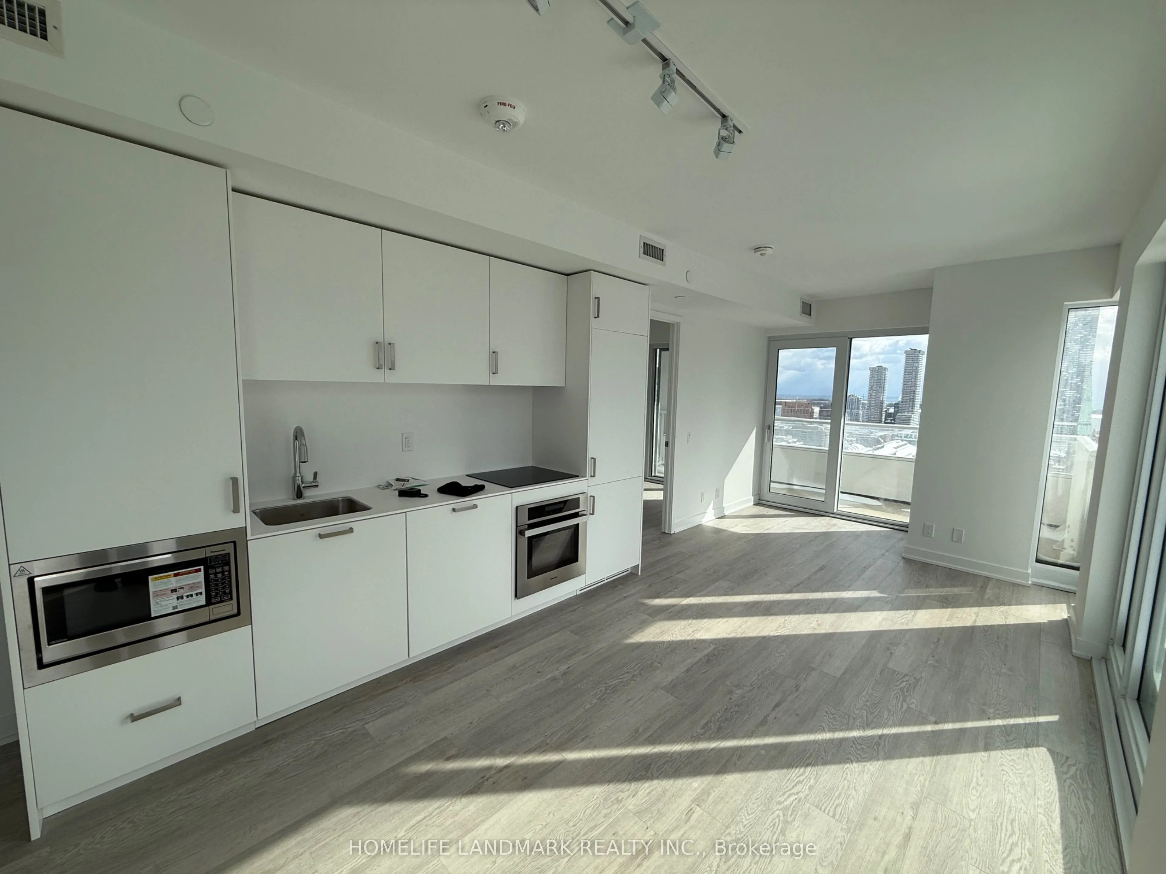 88 Queen Street E #2310