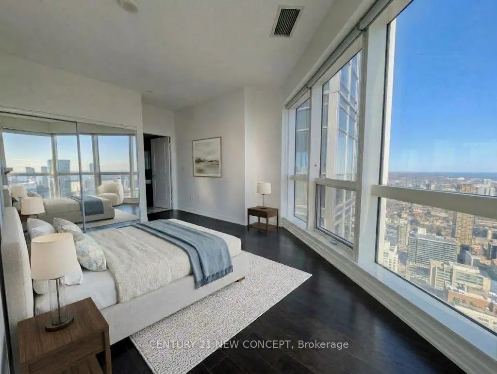 386 Yonge Street #5608