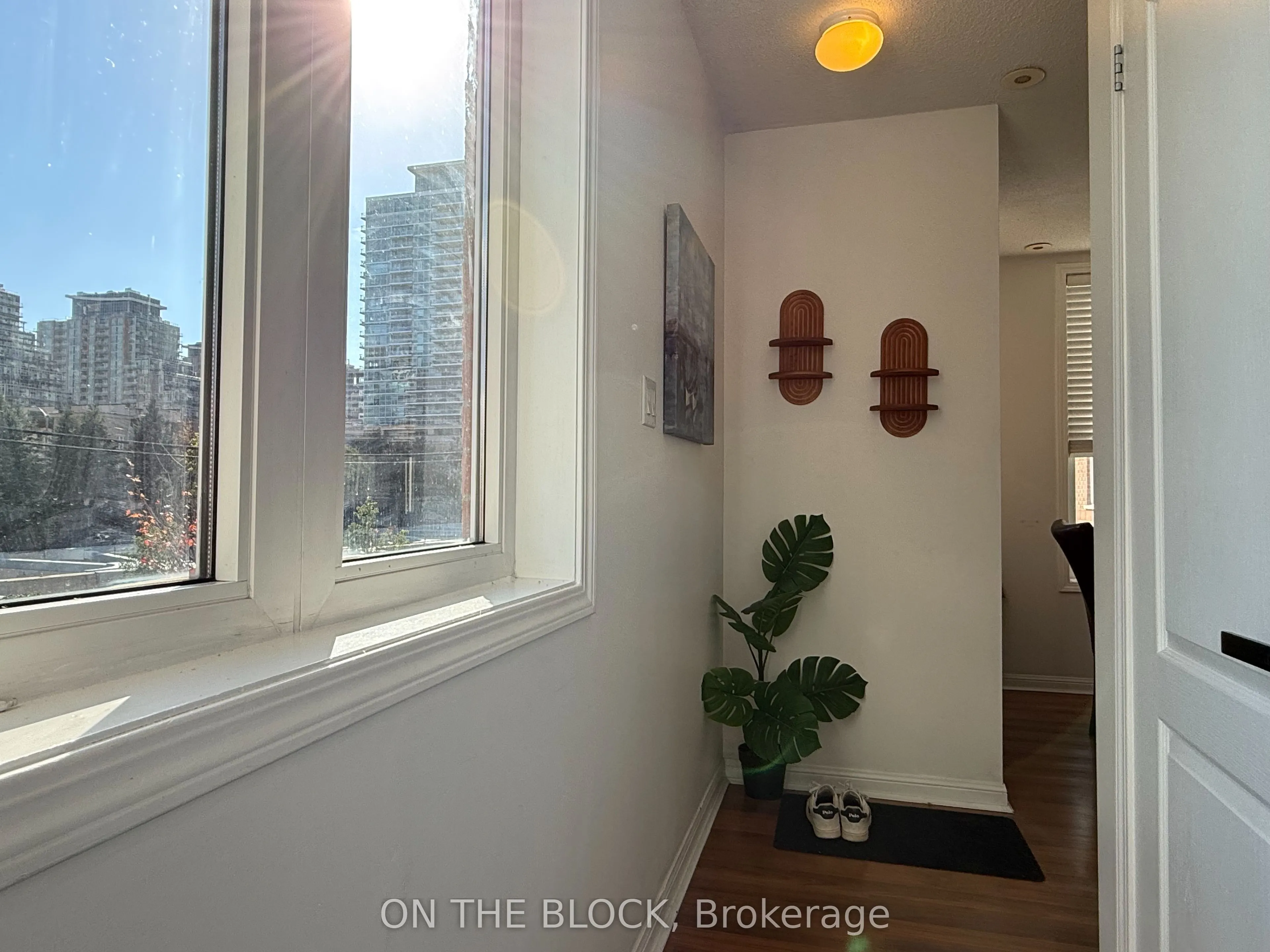 28 Douro Street #223