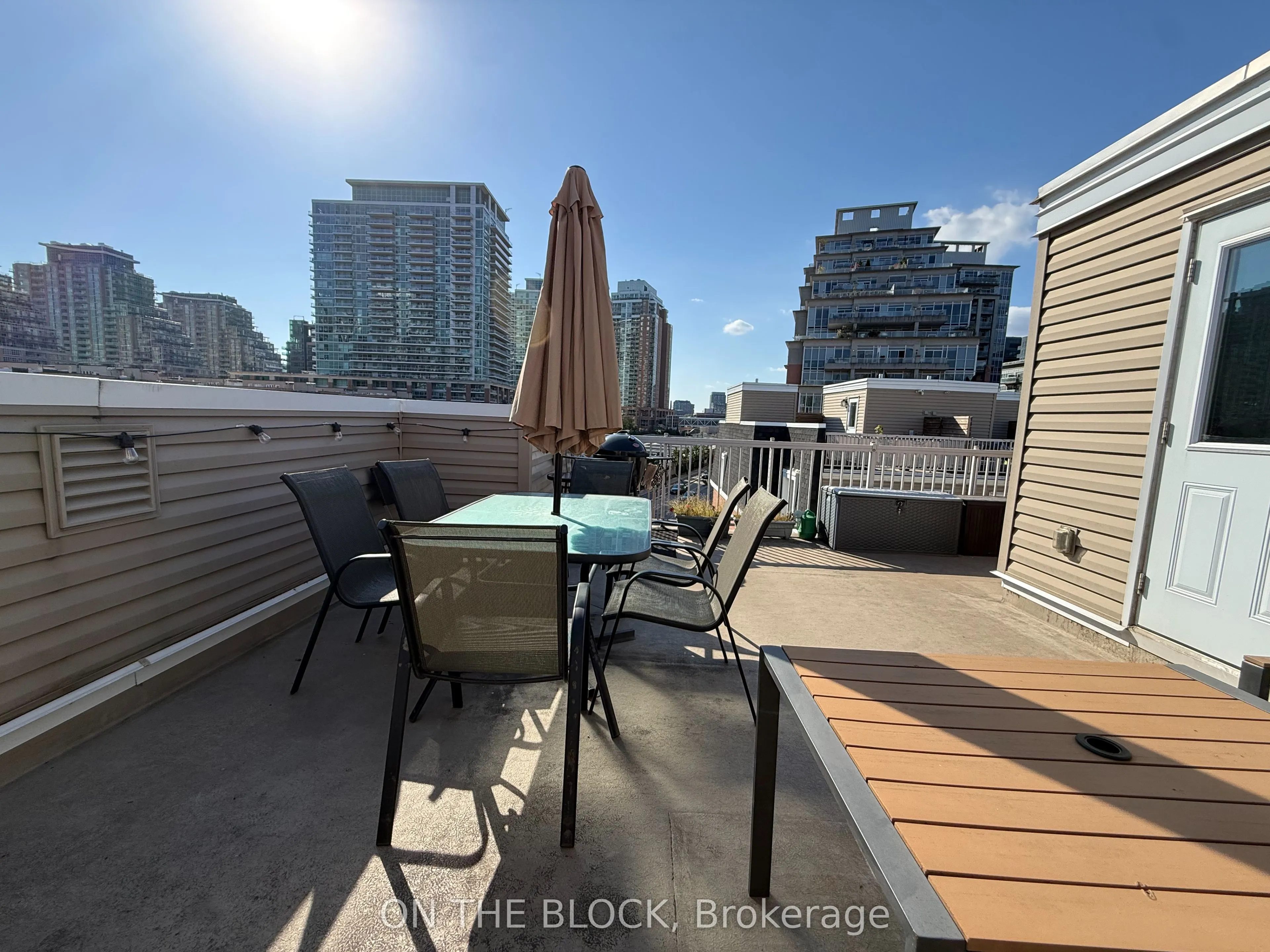28 Douro Street #223