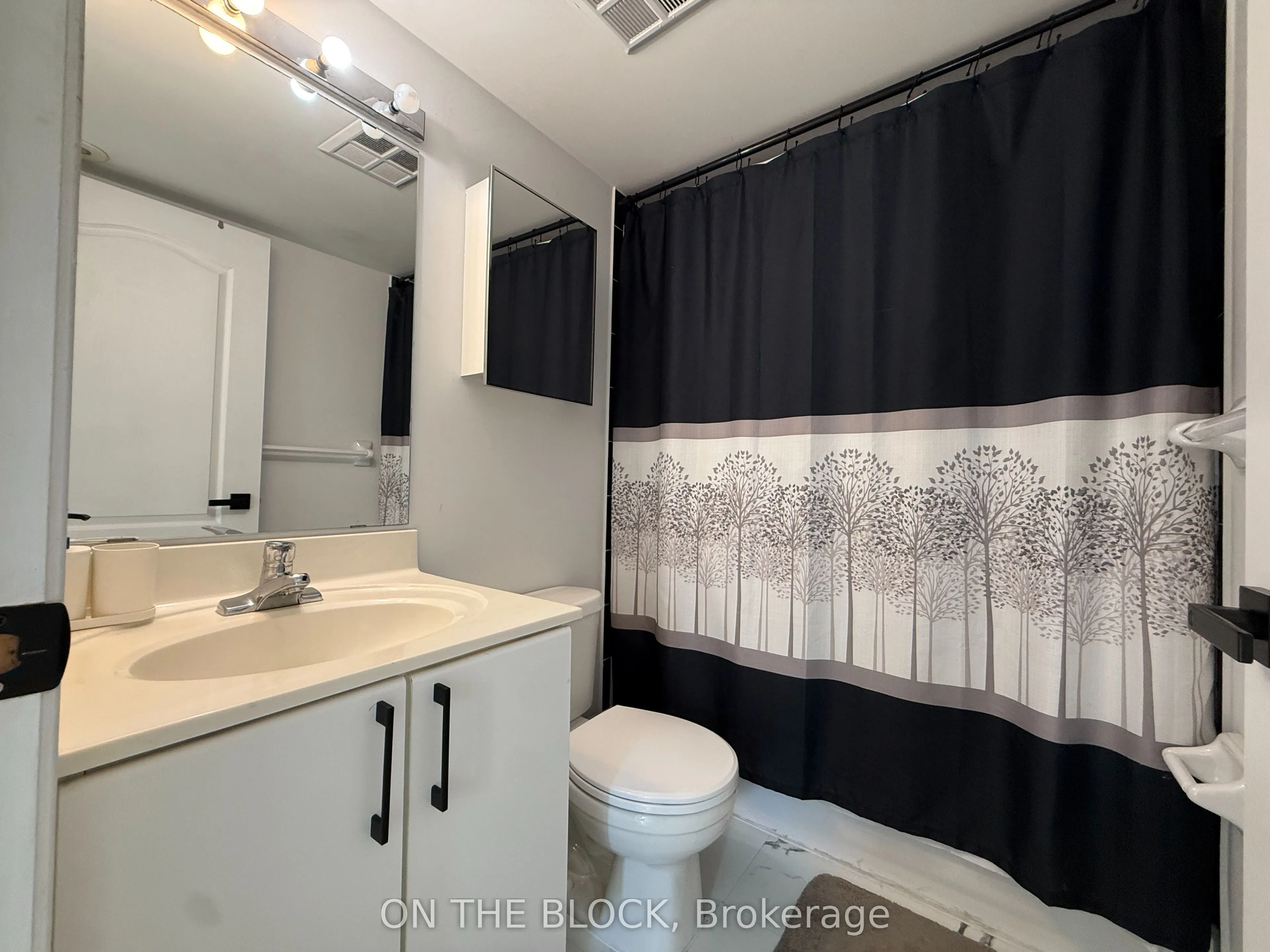 28 Douro Street #223