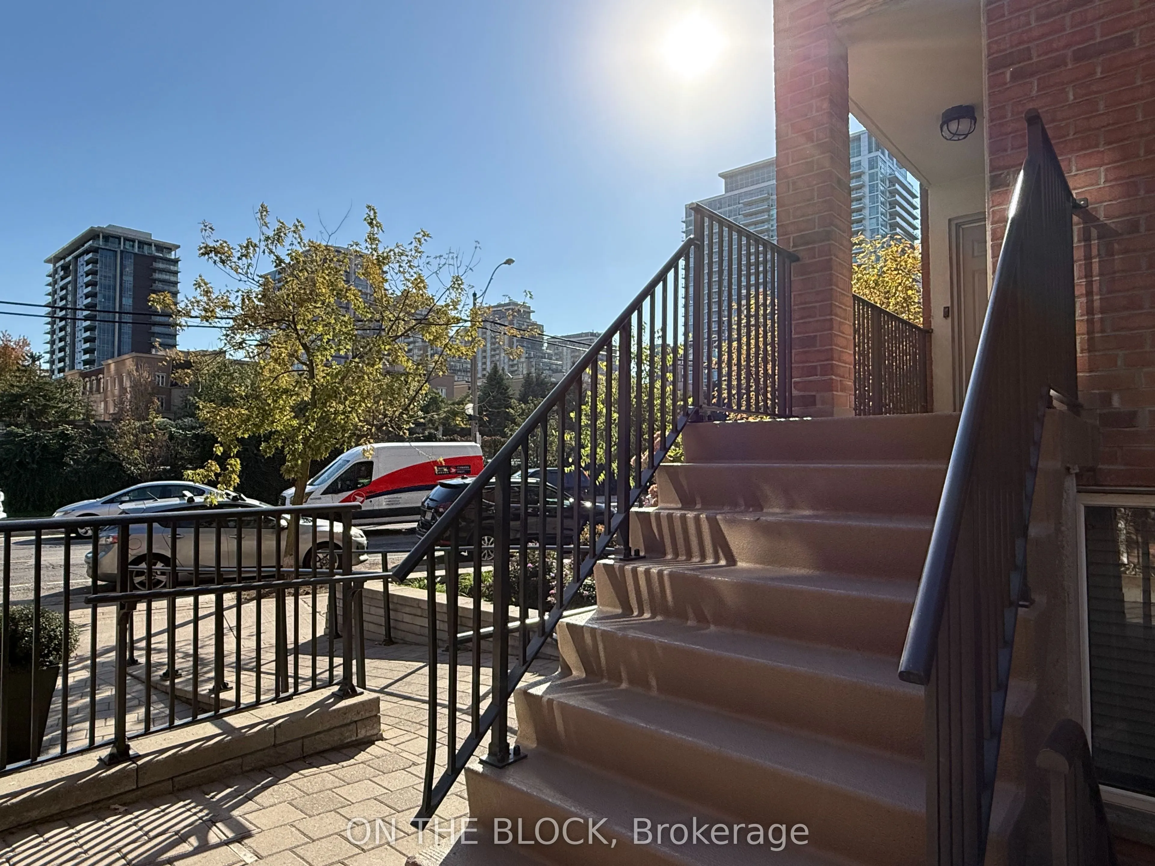 28 Douro Street #223